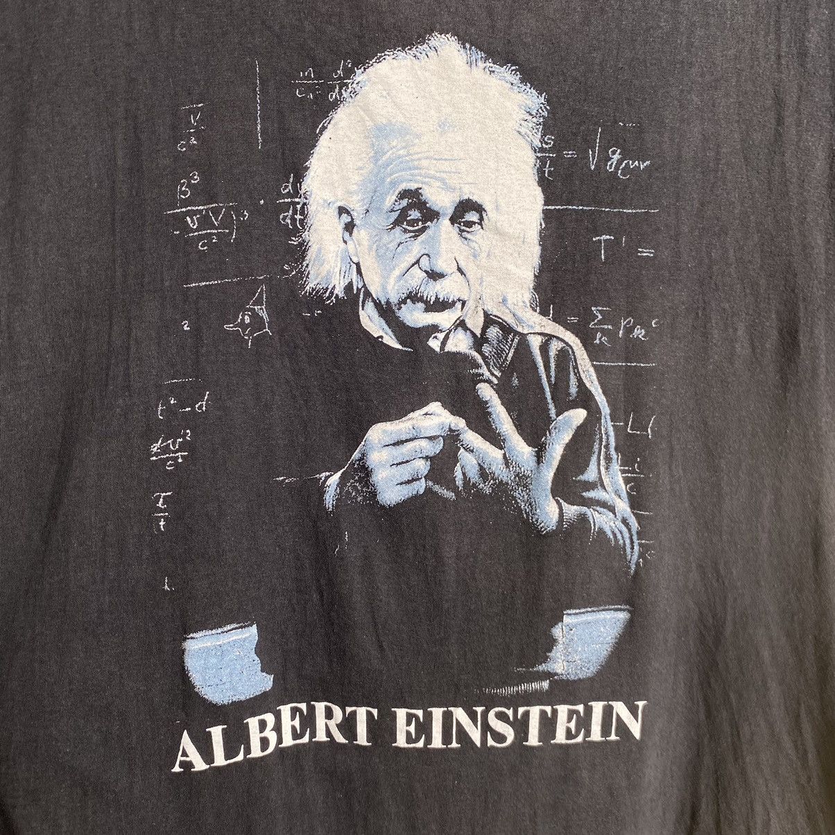 Arts & Science Thrashed Faded Vintage Albert Einstein ERD GRUNGE TEE Size US L / EU 52-54 / 3 - 3 Thumbnail