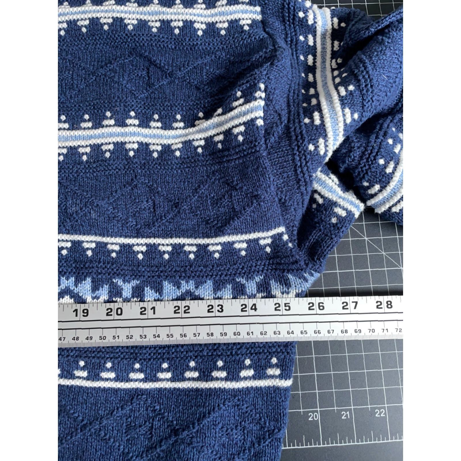 Jantzen VINTAGE Jantzen Sweater Men's XL Dark Blue Aztec Stripe Geometric Knit Crew Neck Pullover Heavyweight Cotton 90s Tribal Retro Casual Size US XL / EU 56 / 4 - 5 Thumbnail