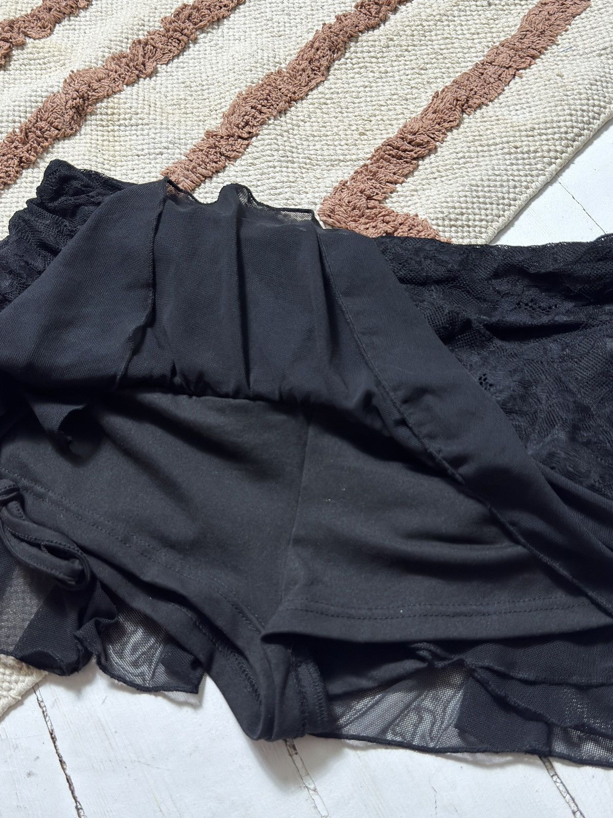 Other VINTAGE MESH RUSHES 2000s SKIRT / SHORTS Size 30" / US 8 / IT 44 - 8 Thumbnail