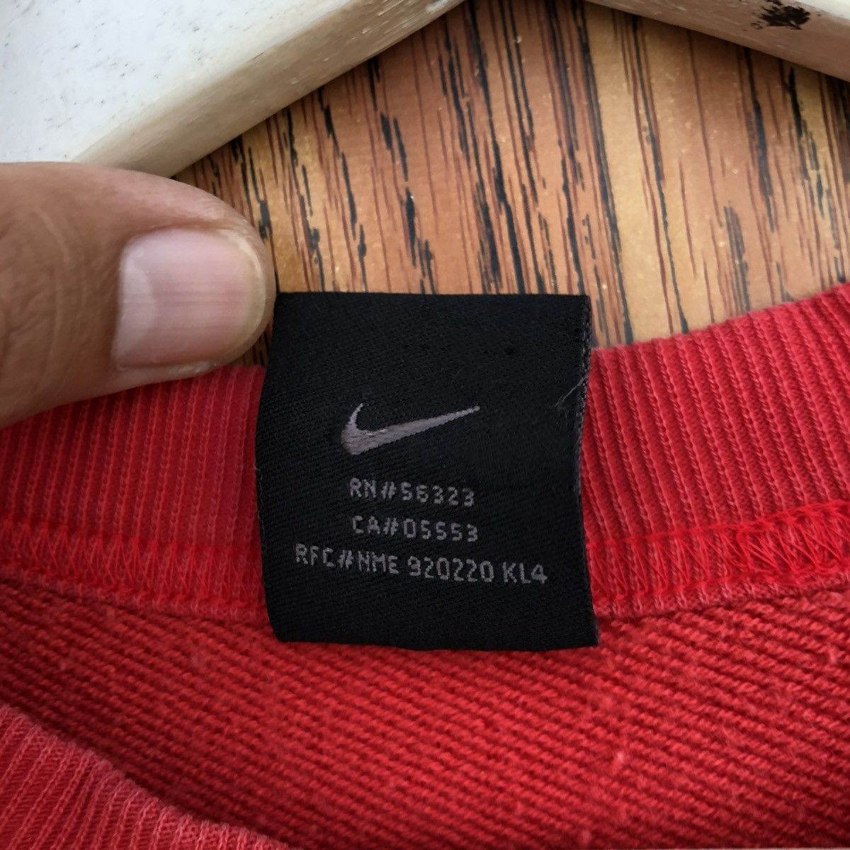 Nike Vintage Nike Swoosh Sweatshirt Size US XL / EU 56 / 4 - 6 Thumbnail