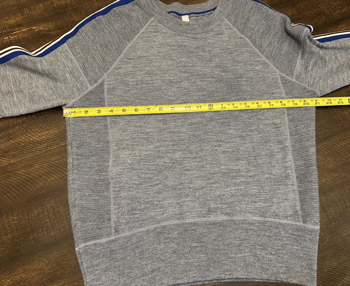 Athleta Athleta Gray Extra Fine Merino Wool Blend Sweater Size M Size M / US 6-8 / IT 42-44 - 3 Thumbnail