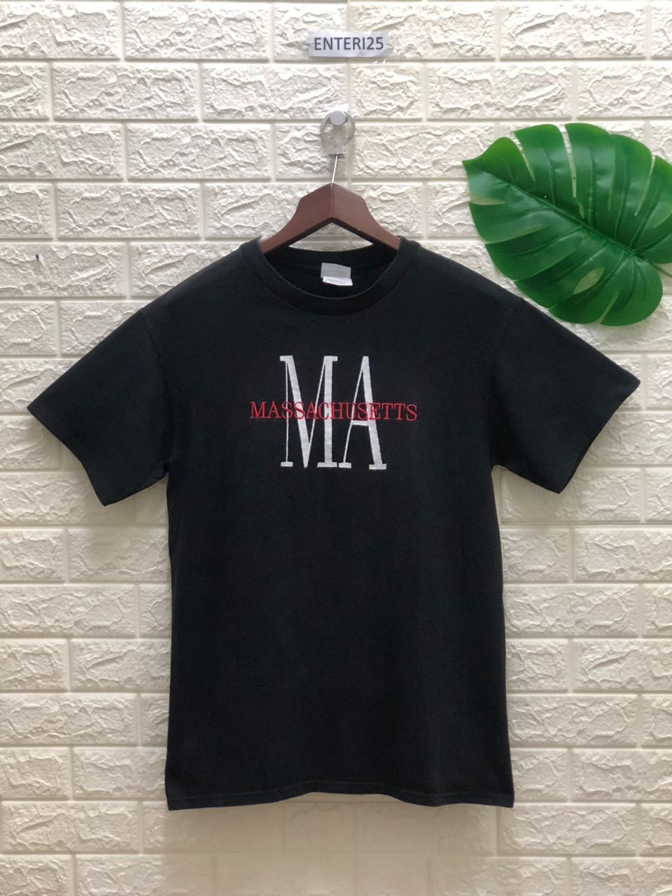 Vintage vintage 1994 Single Stitch Massachusetts Vintage Location Size US M / EU 48-50 / 2 - 1 Thumbnail