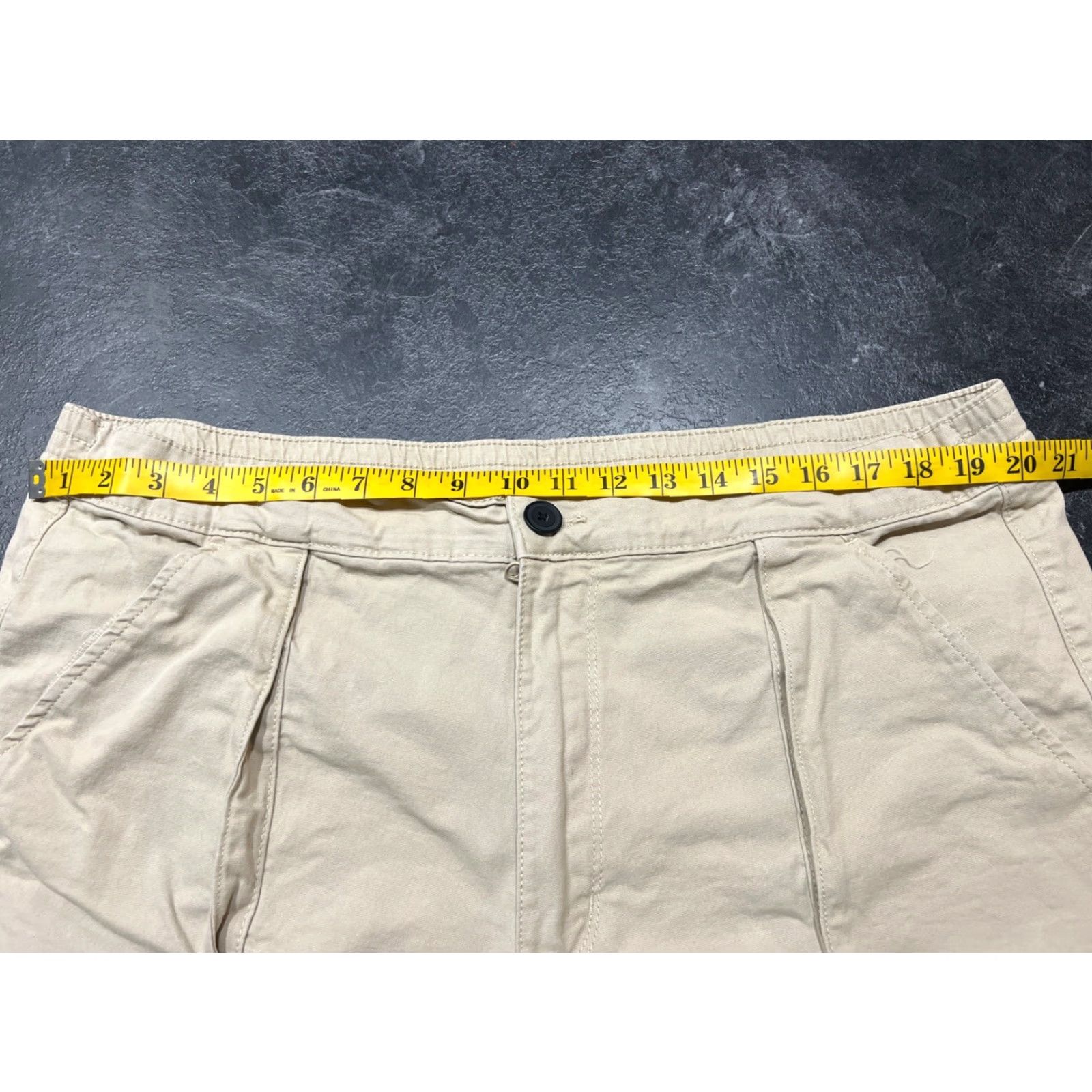 Vintage VINTAGE St. John's Bay Mens Chino Shorts Size 40 Khaki Beige Cotton Spandex Outdoor Size US 40 / EU 56 - 5 Thumbnail