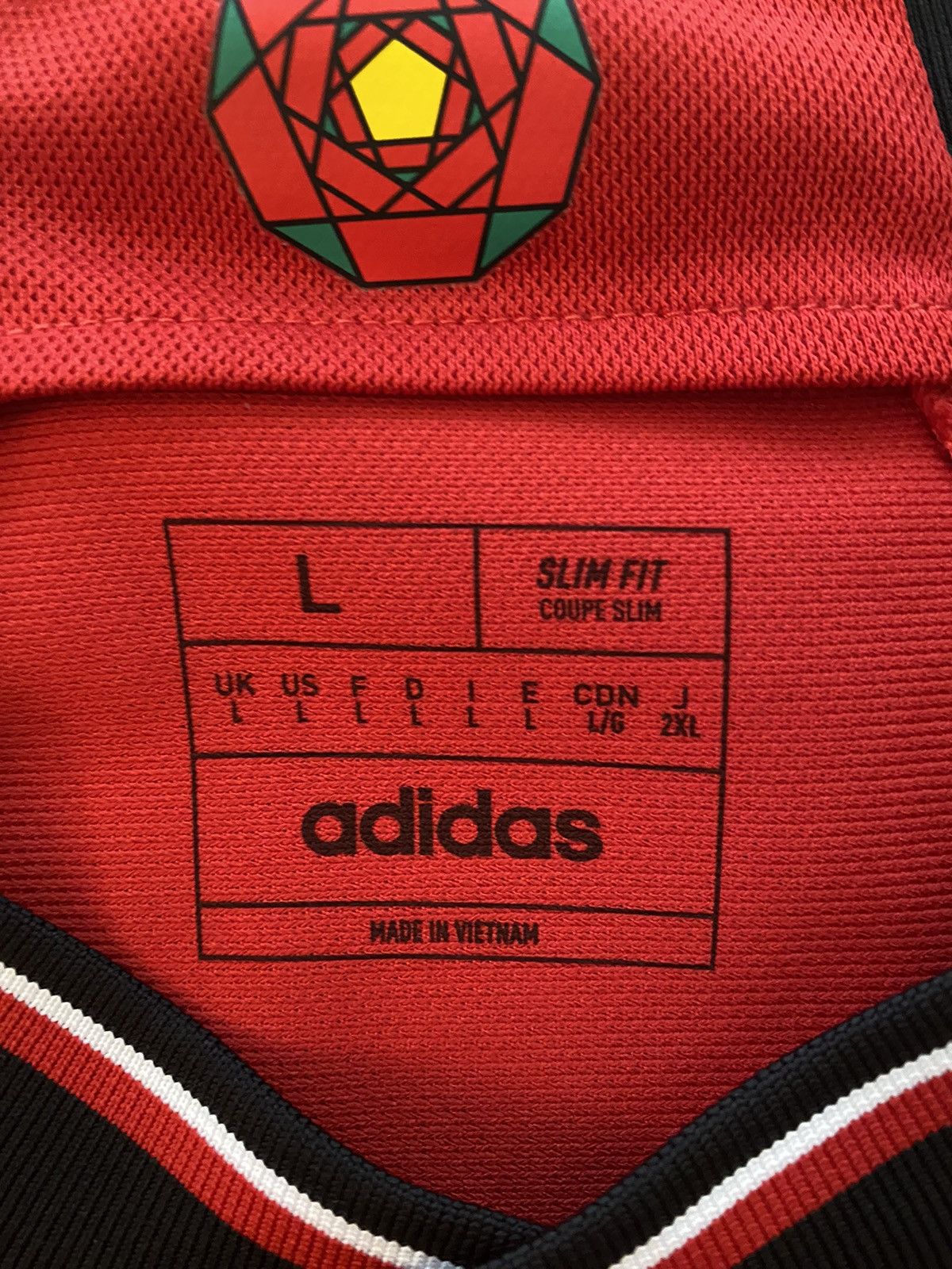 Adidas adidas Manchester United 23/34 (Home) Size US L / EU 52-54 / 3 - 4 Thumbnail