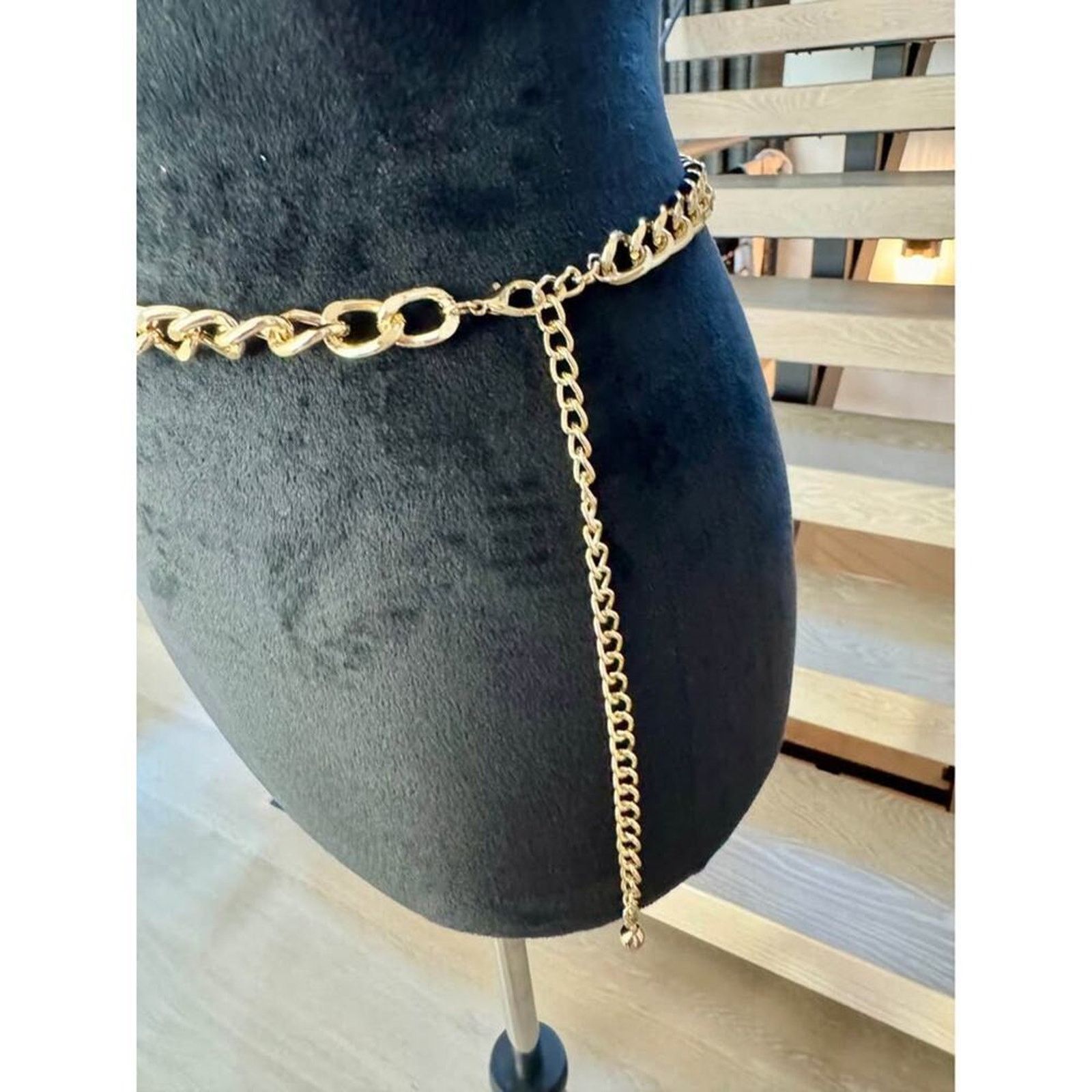 Other Gold chain belt Size ONE SIZE - 3 Thumbnail
