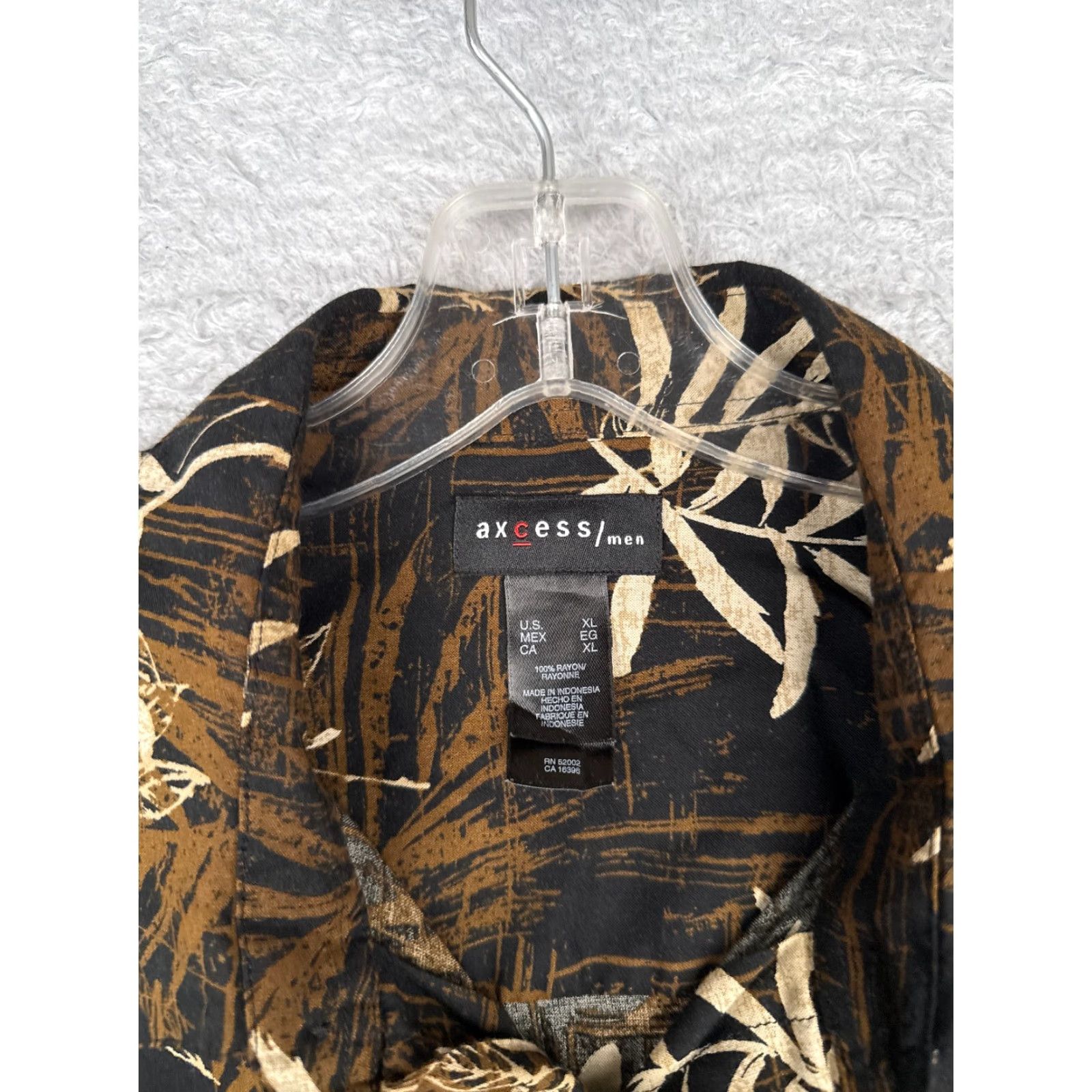 Vintage VINTAGE Axcess Shirt Mens XL Black Floral Leaf Hawaiian Button-Up Rayon Size US XL / EU 56 / 4 - 7 Thumbnail