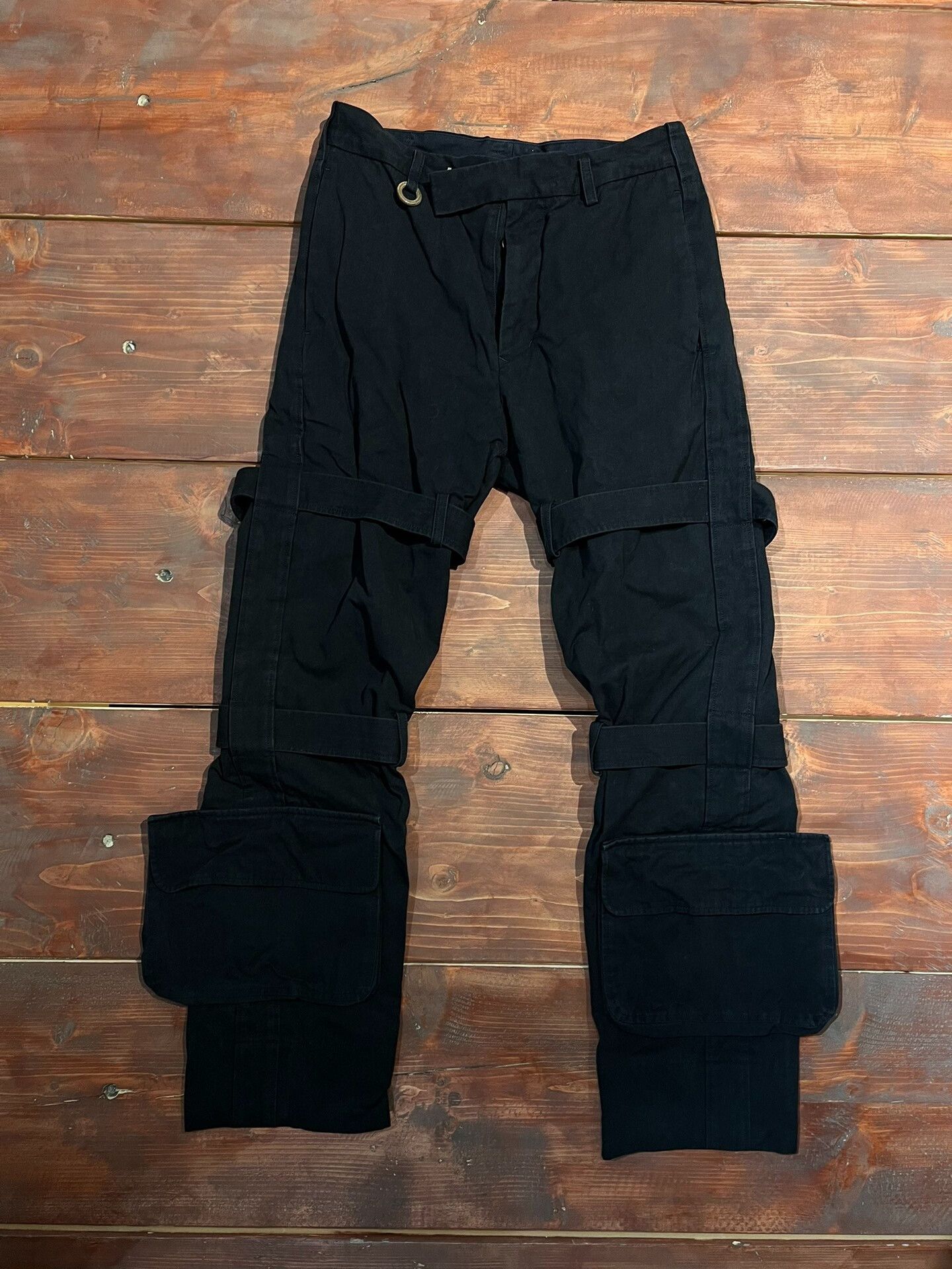 SOSHIOTSUKI Soshi Otsuki Black Pocket Cargo Pants Size US 31 - 1 Thumbnail