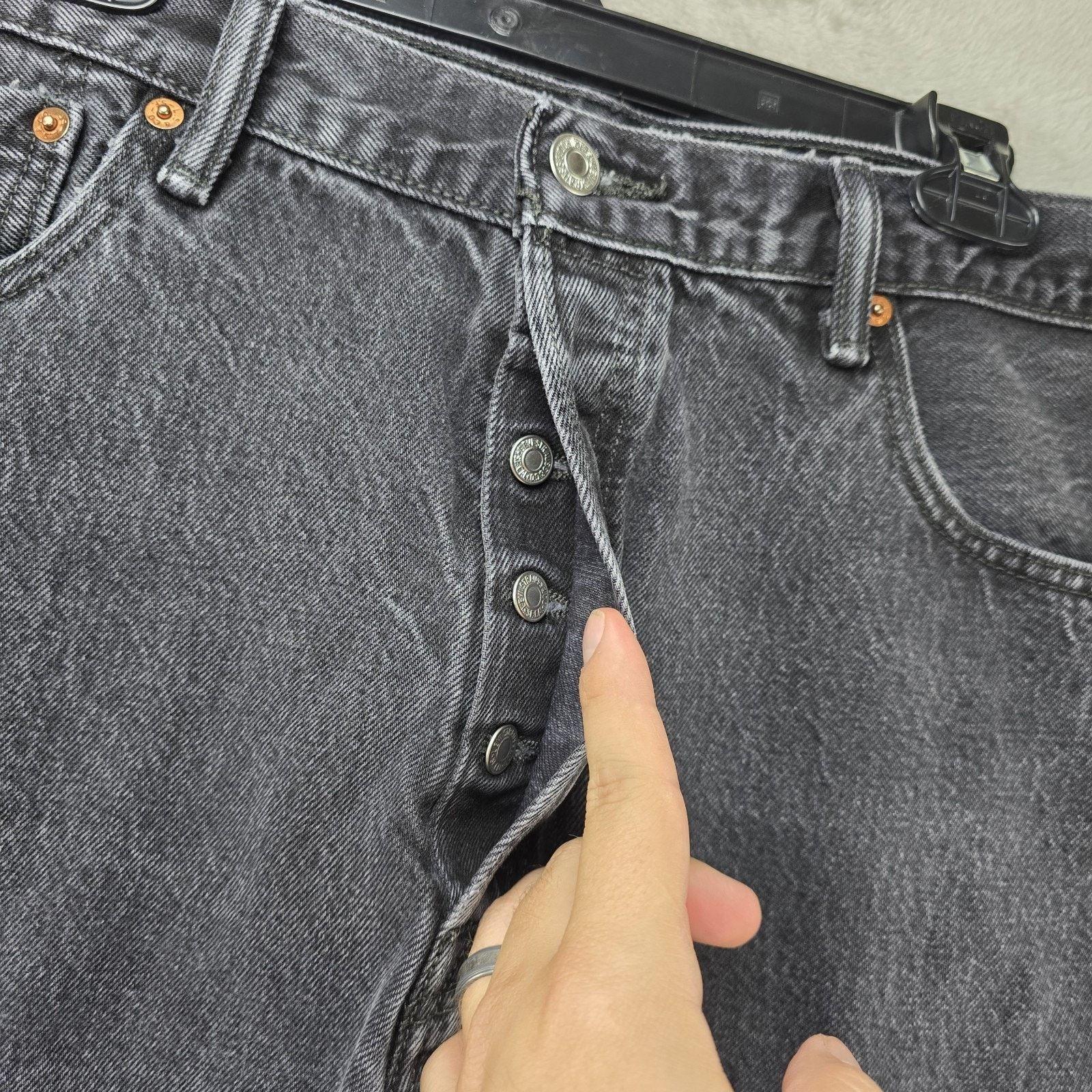 Levi's Levis 501 Mens Black Button Fly Jeans 38x31 Straight Leg Size US 38 / EU 54 - 3 Thumbnail