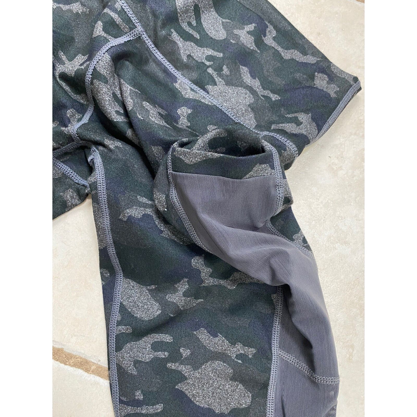 Fabletics Fabletics Mid-Rise Charcoal Camo Powerhold Leggings Pockets Size 24" / US 00 / IT 34 - 5 Thumbnail