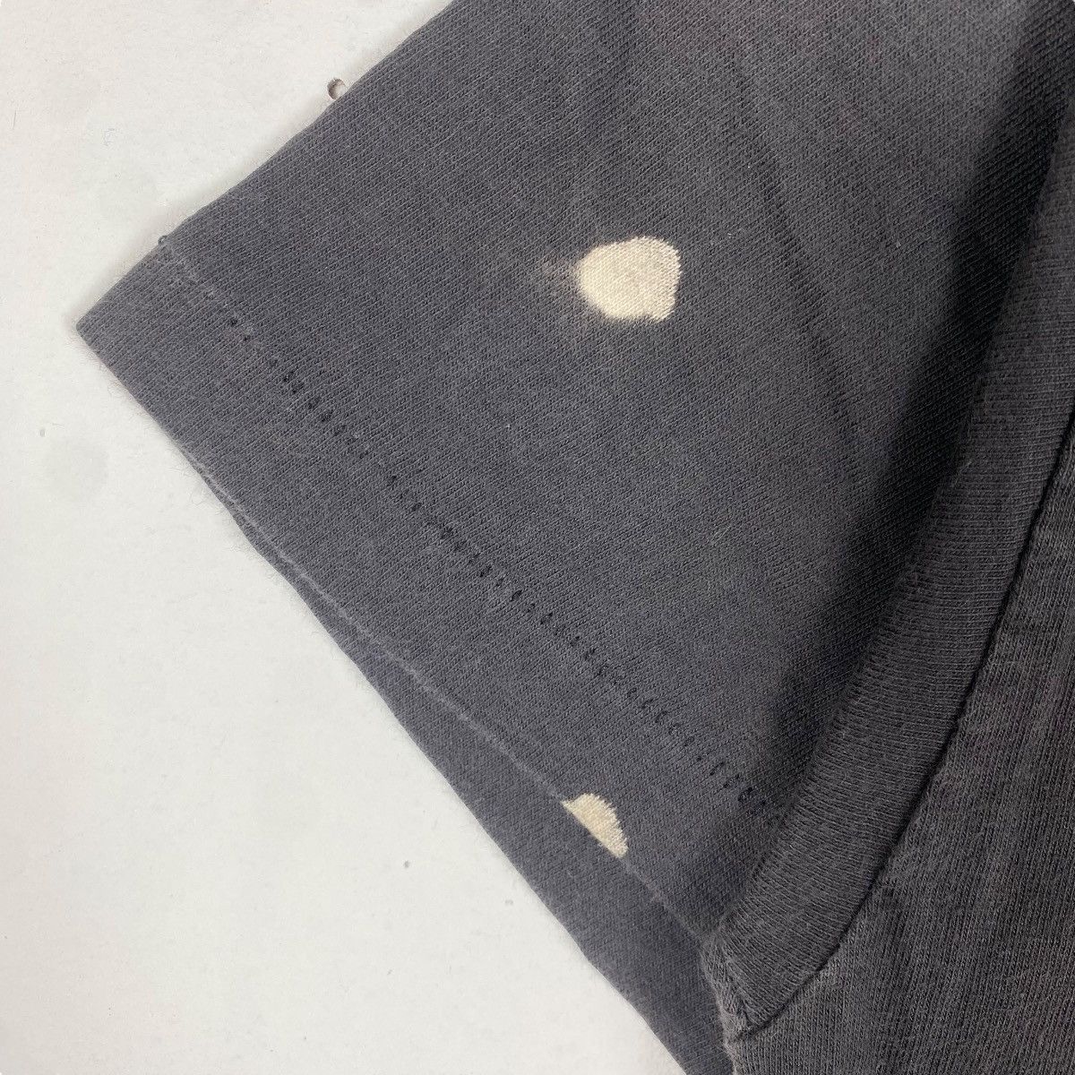 Mickey Mouse × Vintage Vintage 90's MICKEY MOUSE Disney Cartoon Distressed Tee Size US M / EU 48-50 / 2 - 5 Thumbnail