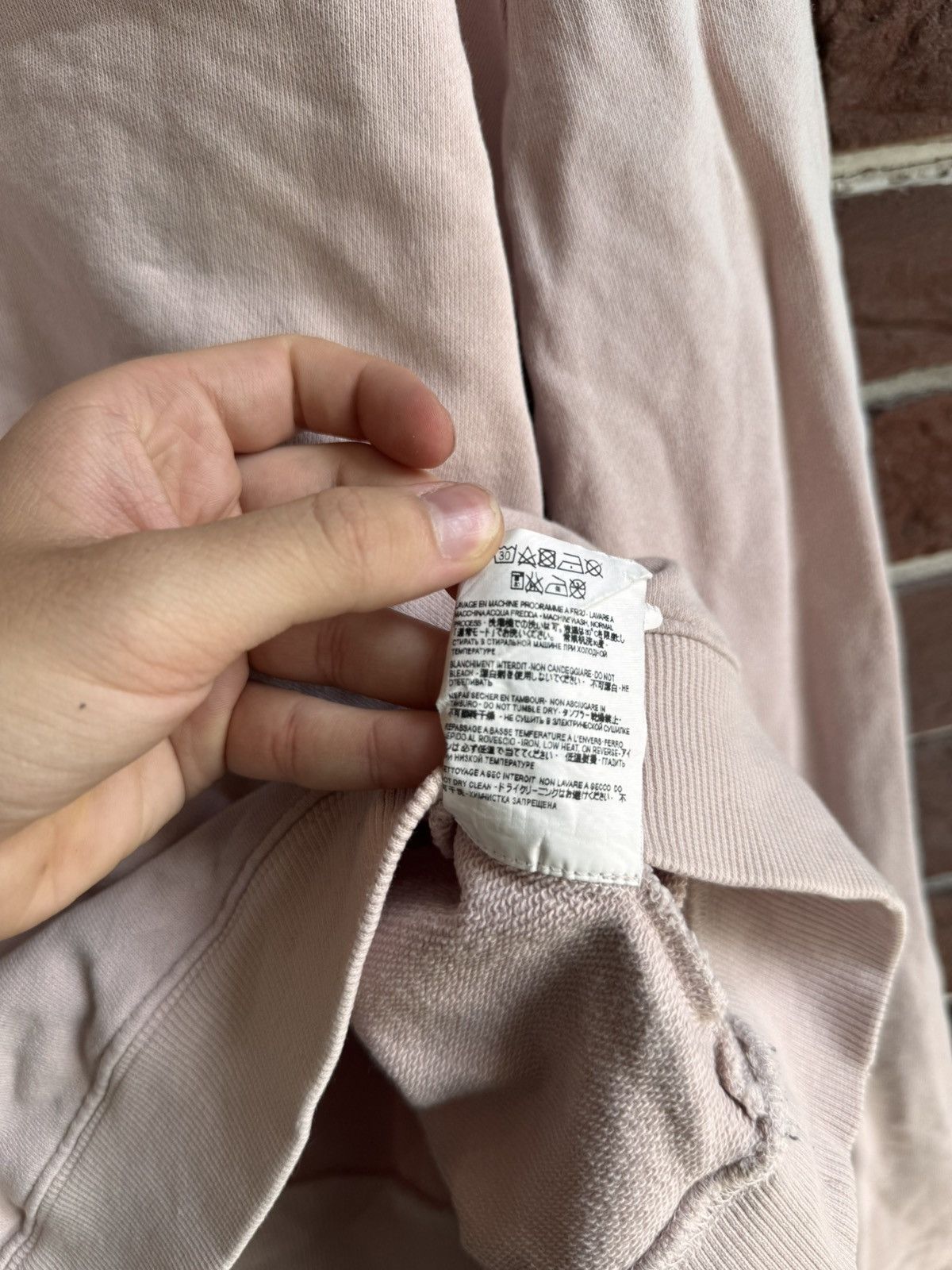Designer × Saint Laurent Paris SLP Saint Laurent Distressed Center Logo Ash Pink Crewneck M Size US M / EU 48-50 / 2 - 15 Thumbnail