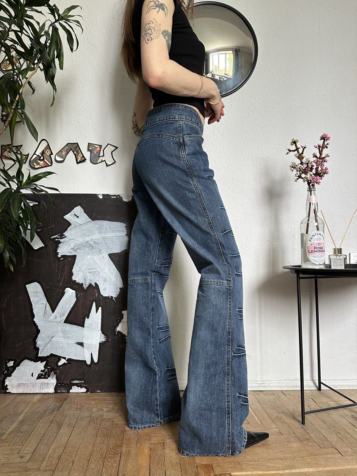Vintage Vintage Flared Y2K 00’s Distressed Bootcut Jeans Size 24" / US 00 / IT 34 - 5 Thumbnail