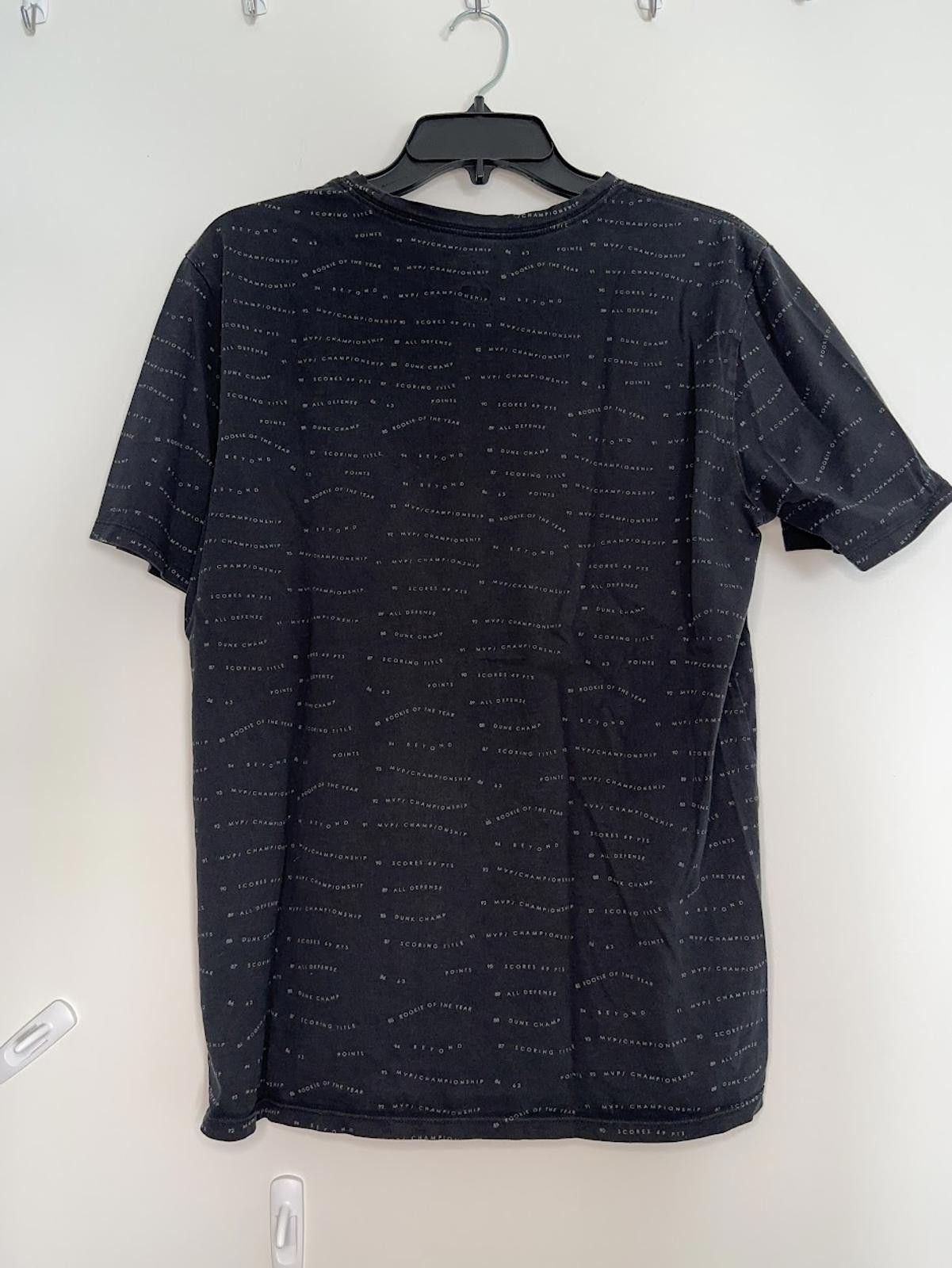 Jordan Brand Air Jordan Sportswear Shirt - Sz. Men's M Size US M / EU 48-50 / 2 - 4 Thumbnail