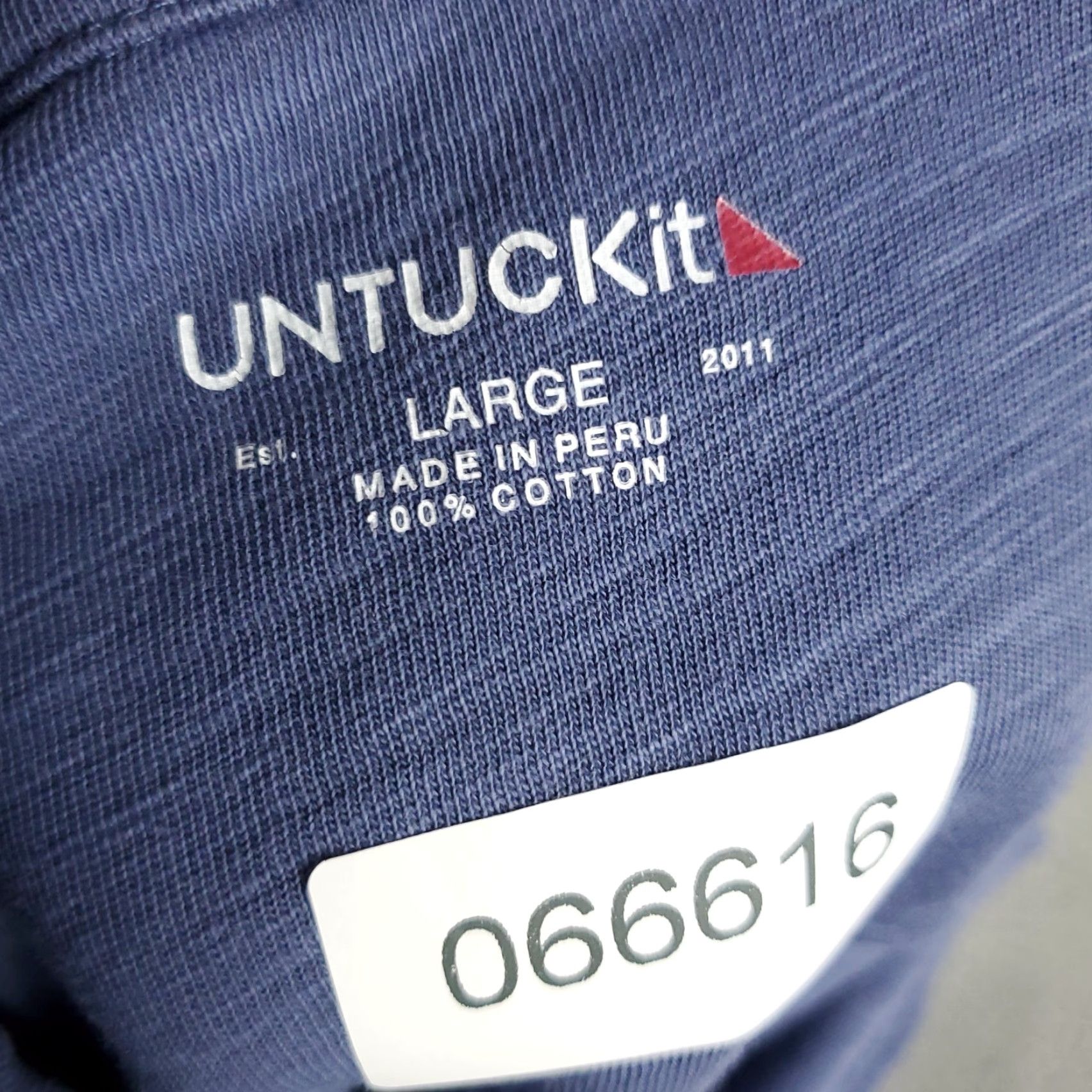 UNTUCKit UNTUCKit Shirt Mens L Blue Cotton Camp Collar Casual Button Up Short Sleeve Size US L / EU 52-54 / 3 - 7 Thumbnail