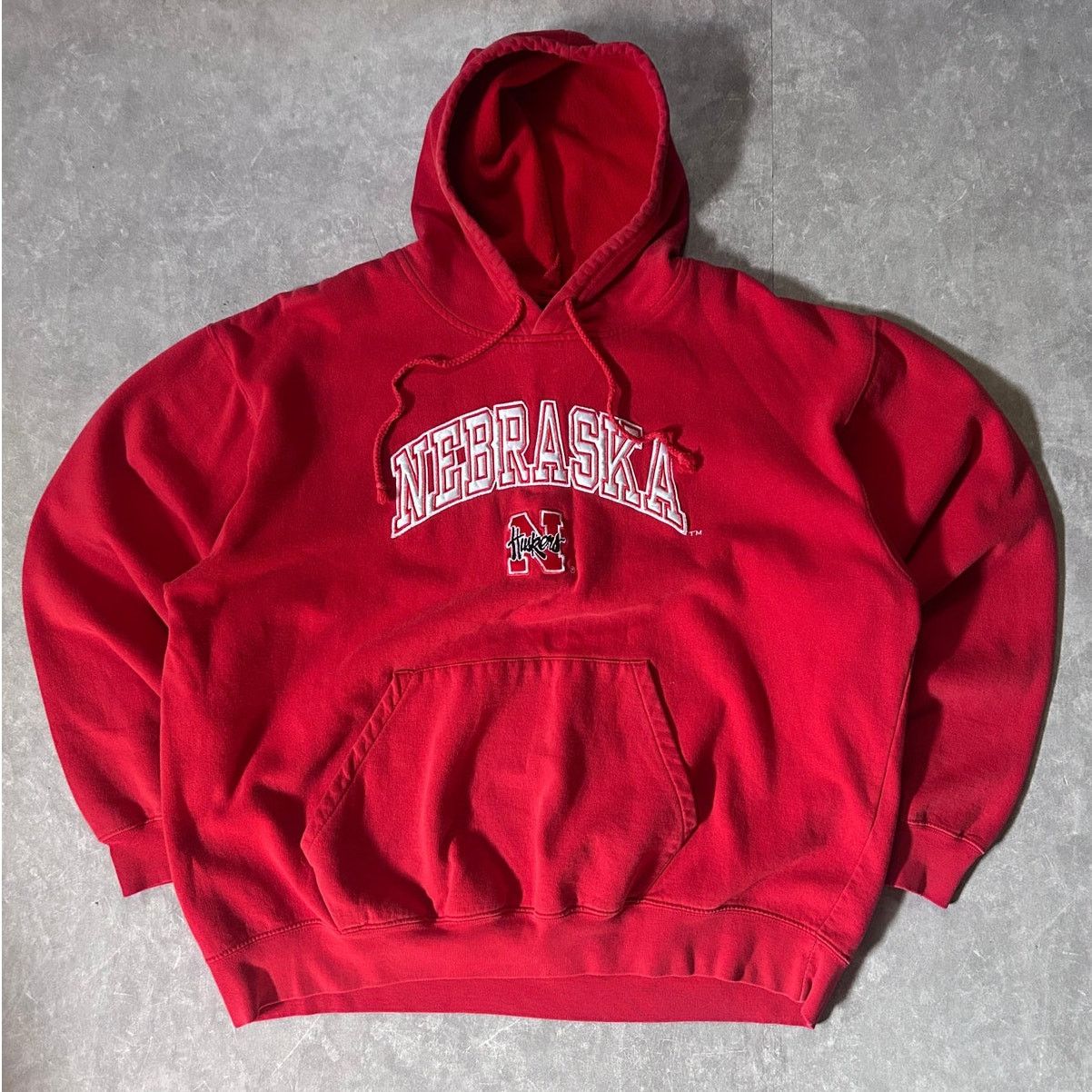 Other Vintage Nebraska Cornhuskers Embroidered Red Hoodie XL Size US XL / EU 56 / 4 - 1 Thumbnail