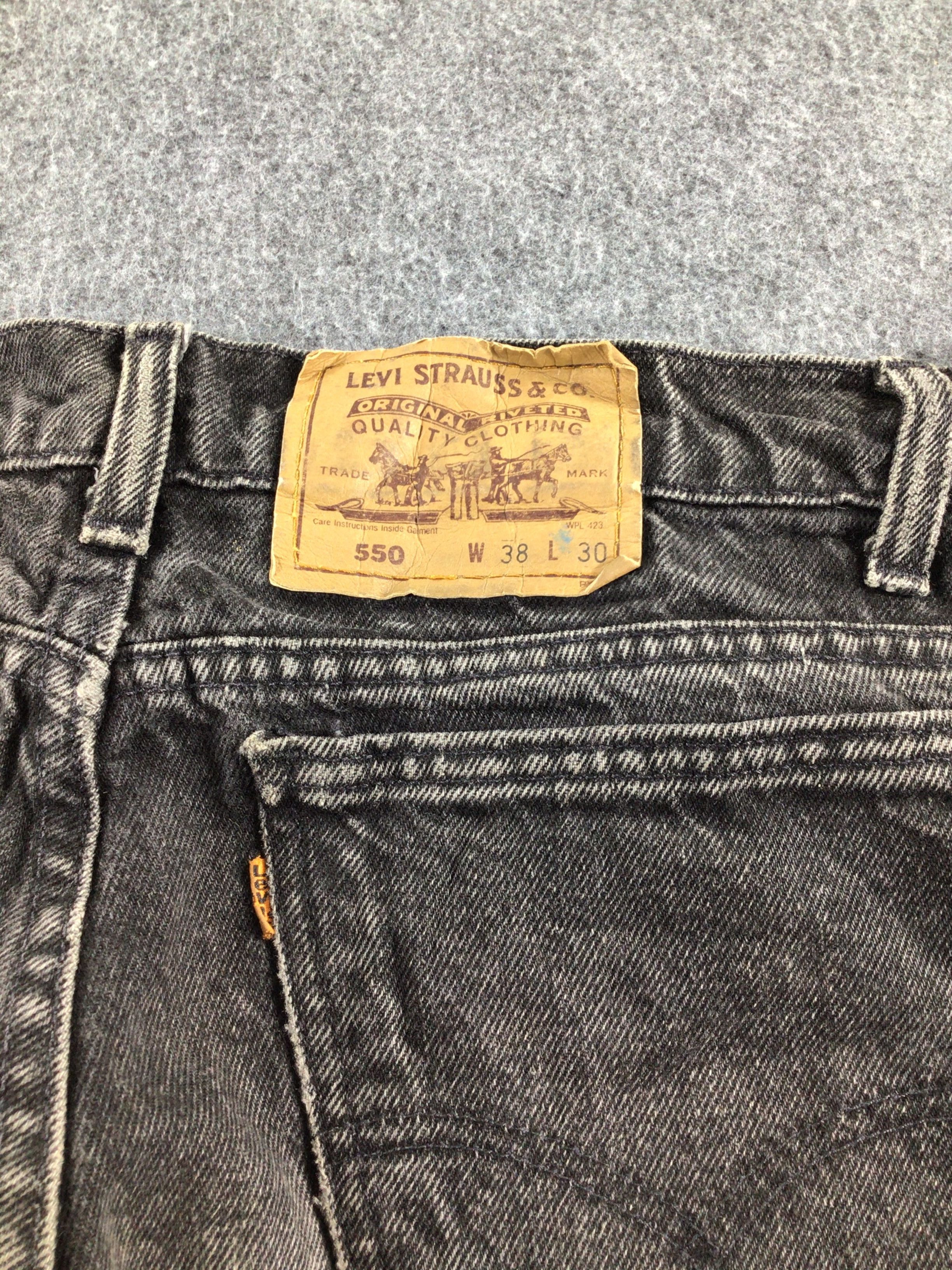 Levi's × Vintage Vintage Levis 550 Jeans Orange Tab Faded Black Denim -J325 Size US 37 - 4 Thumbnail