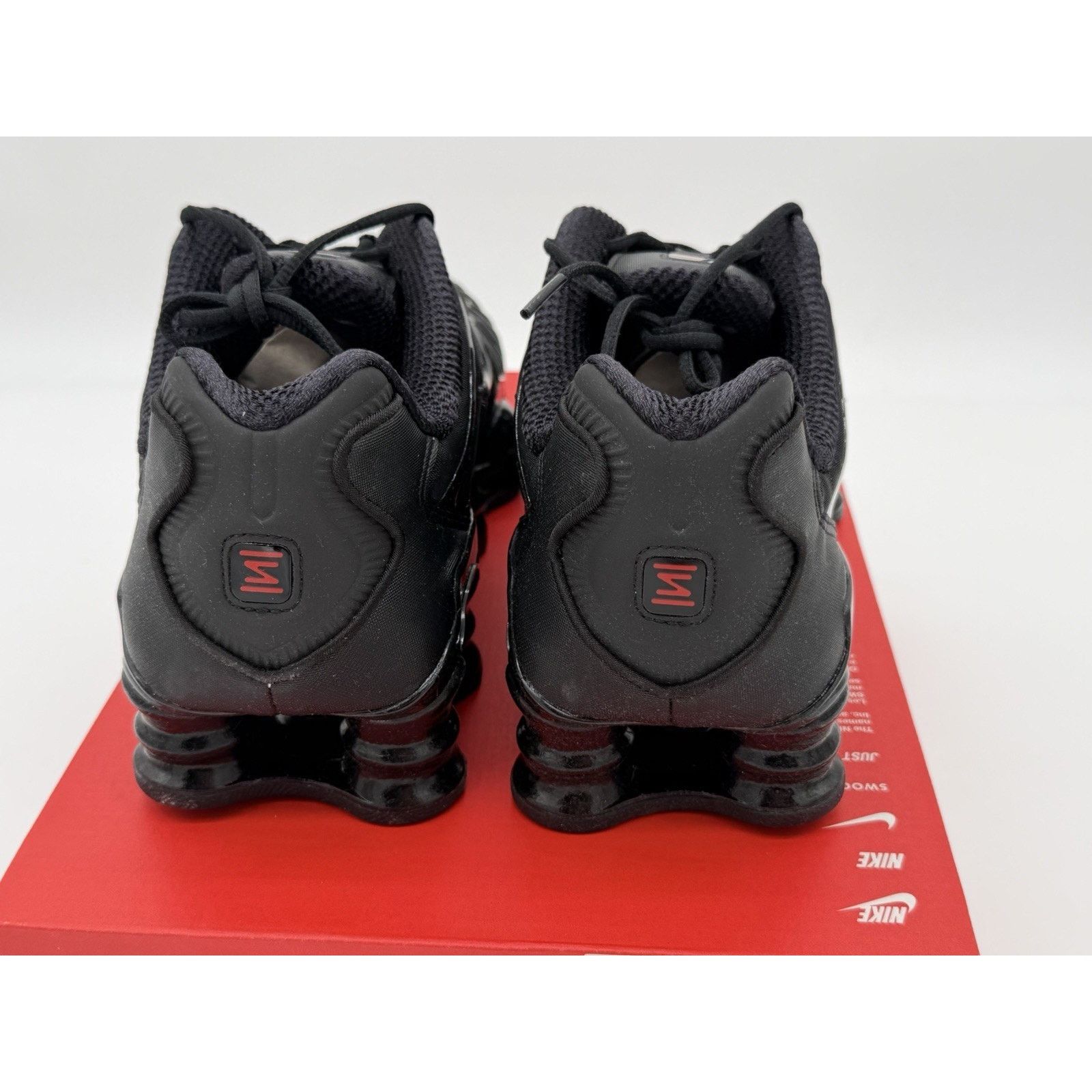 Nike Women’s 10 / Men’s 8.5- Nike Shox TL Black AR3566-002 No Lid Size US 10 / IT 40 - 2 Thumbnail