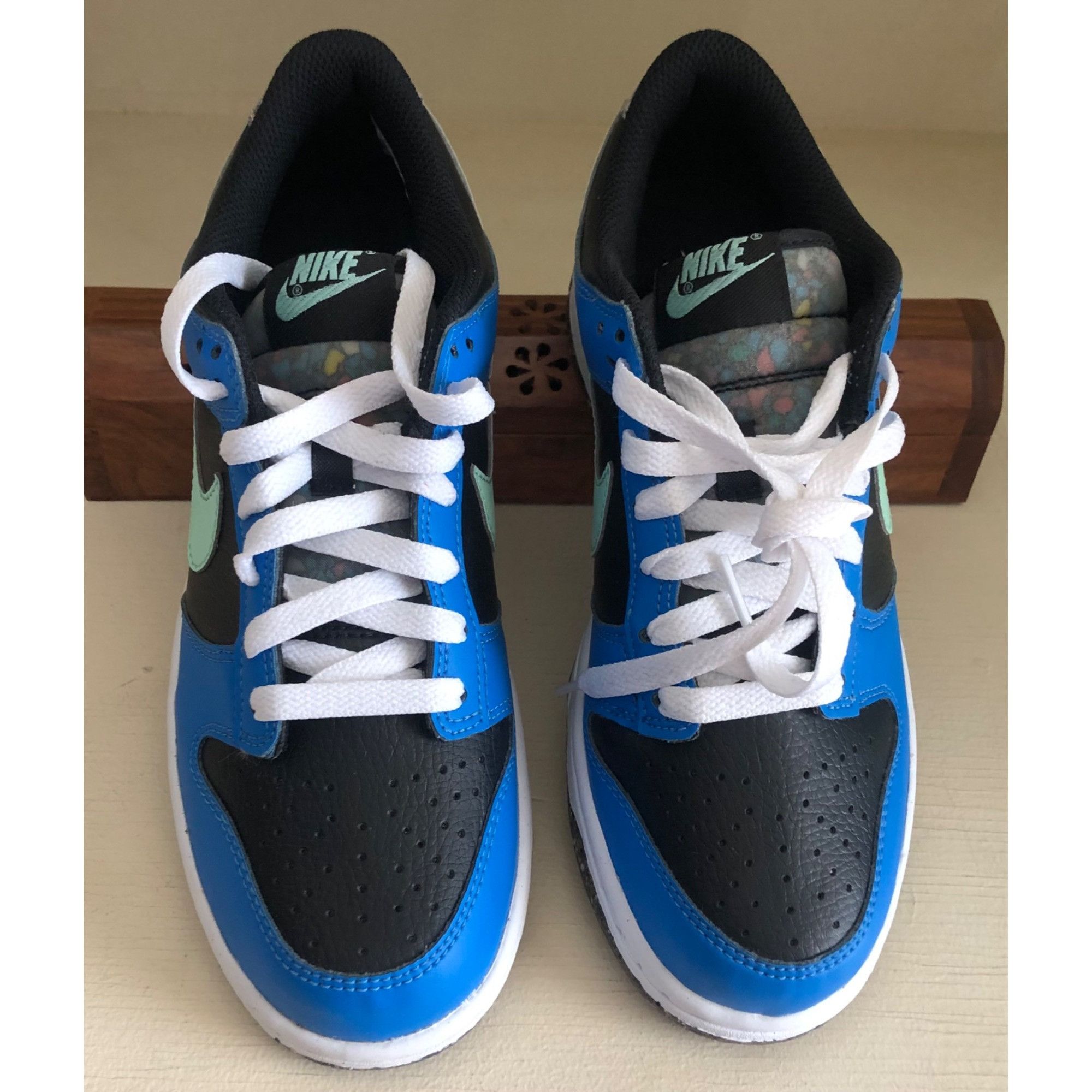 Nike NIB NIKE Dunk Low SE GS E Black Mint Foam Blue Size 6Y (7.5/ Size US 6 / EU 39 - 2 Thumbnail