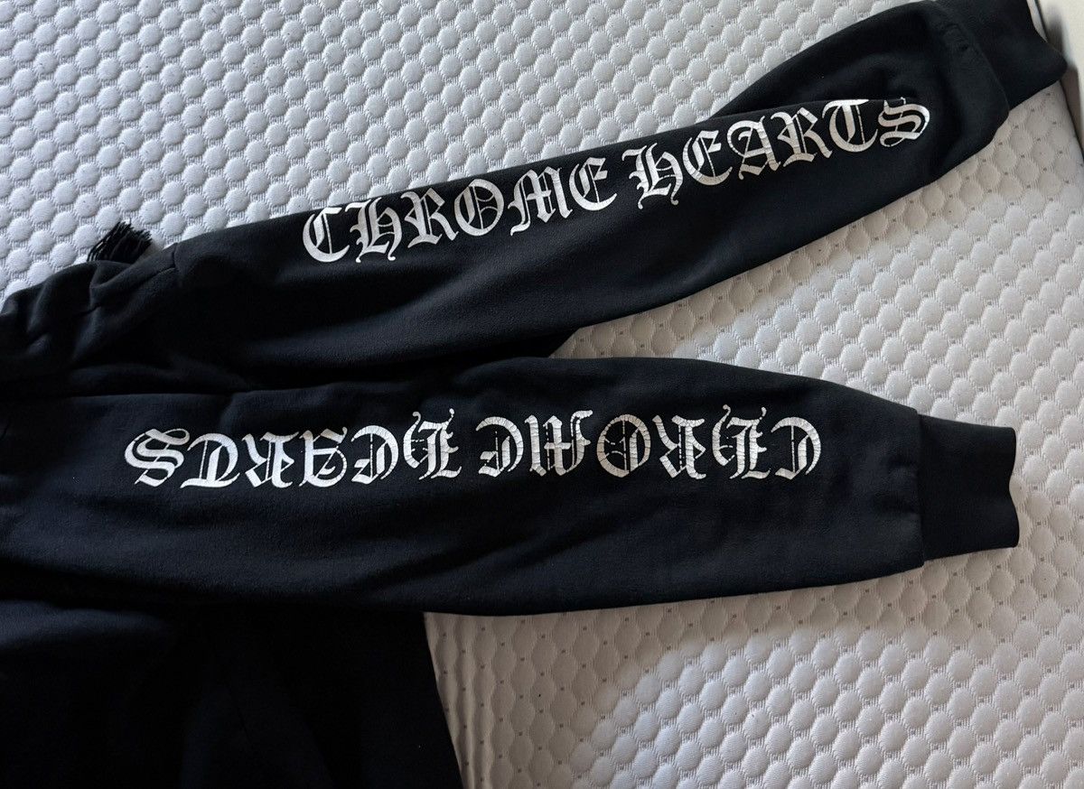 Chrome Hearts Chrome Hearts Scroll Script Logo Zip Up Size US M / EU 48-50 / 2 - 5 Thumbnail