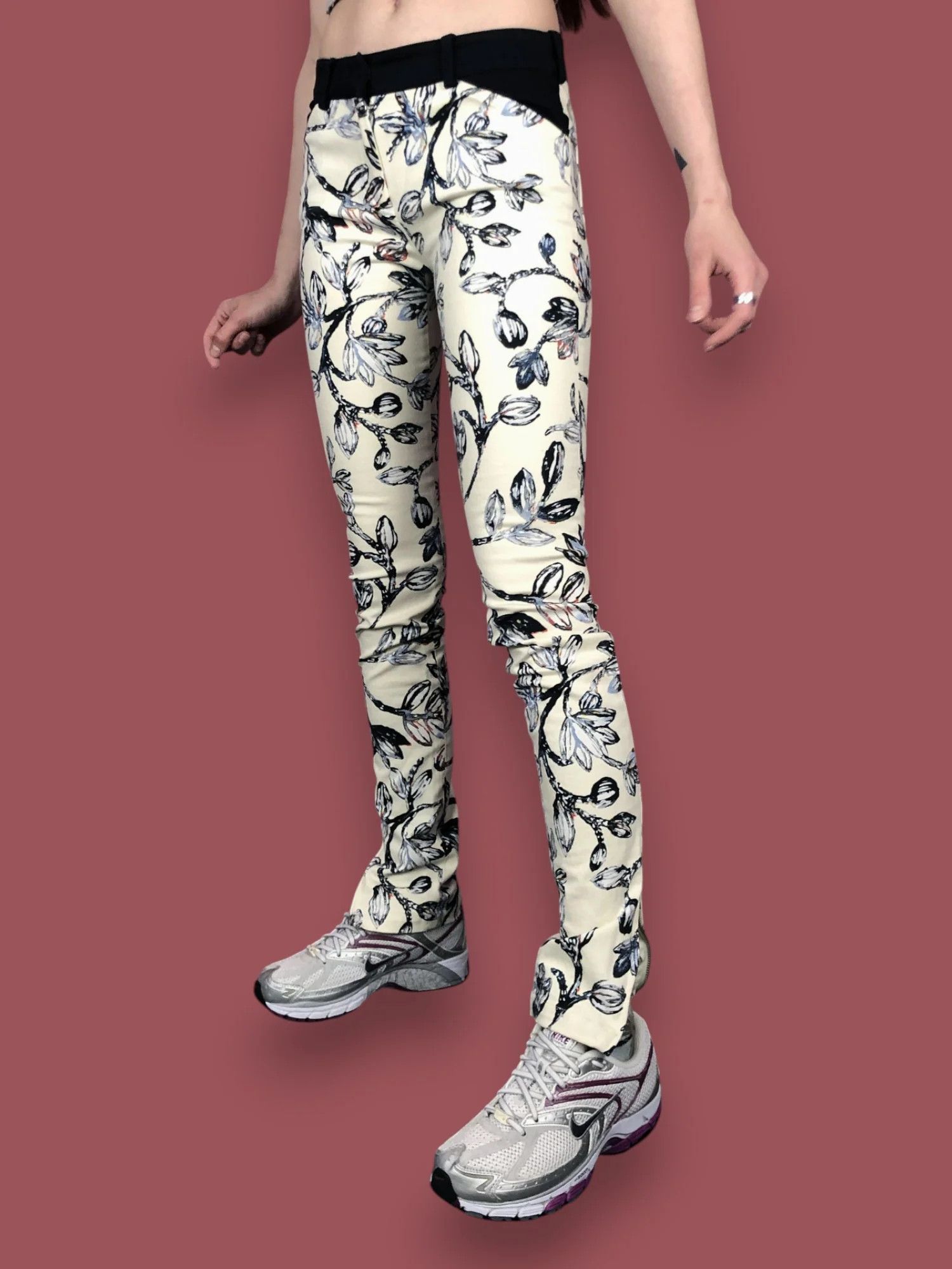 Balenciaga Balenciaga Pants Vintage Women’s Floral Skinny Pants - S Size 26" / US 2 / IT 38 - 1 Thumbnail