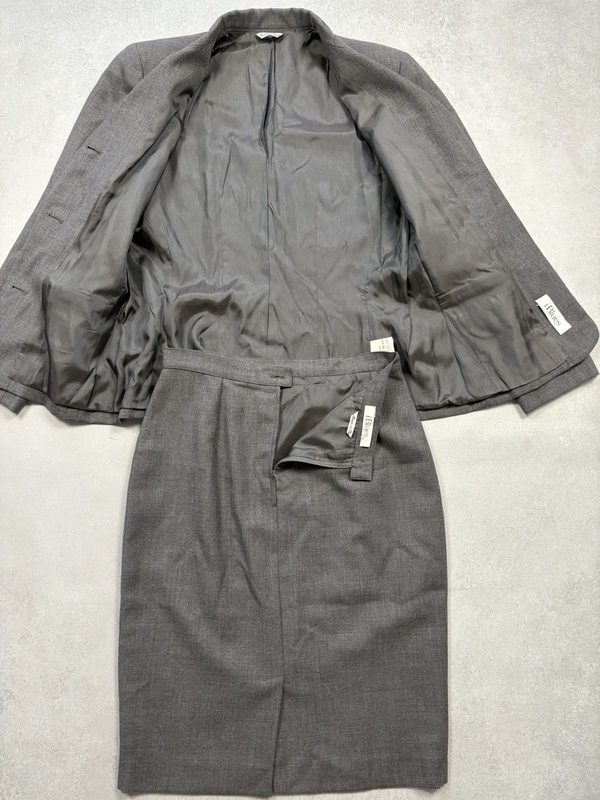 Designer Vintage iBlues Women’s Wool Suit Set Blazer & Skirt Gray Size M / US 6-8 / IT 42-44 - 8 Thumbnail