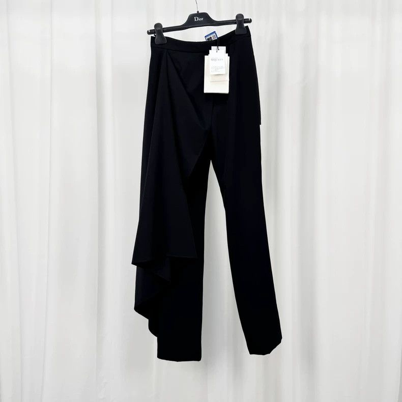 Alexander McQueen Alexander Mcqueen Show black irregular skirt casual trouse Size 26" / US 2 / IT 38 - 1 Thumbnail