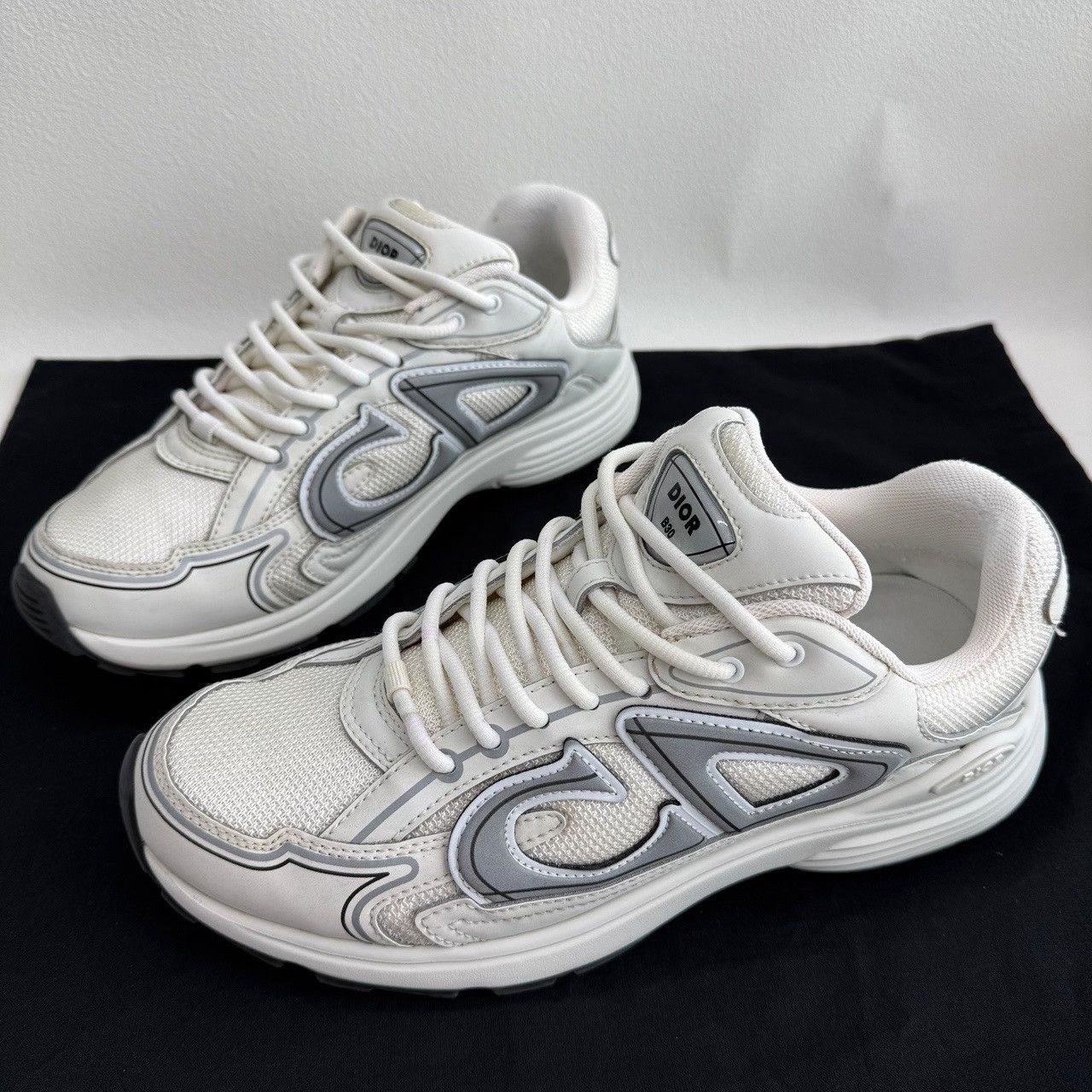 Dior Dior Mesh White Lowtop Sneakers 8.5 Men Size US 8.5 / EU 41-42 - 1 Thumbnail