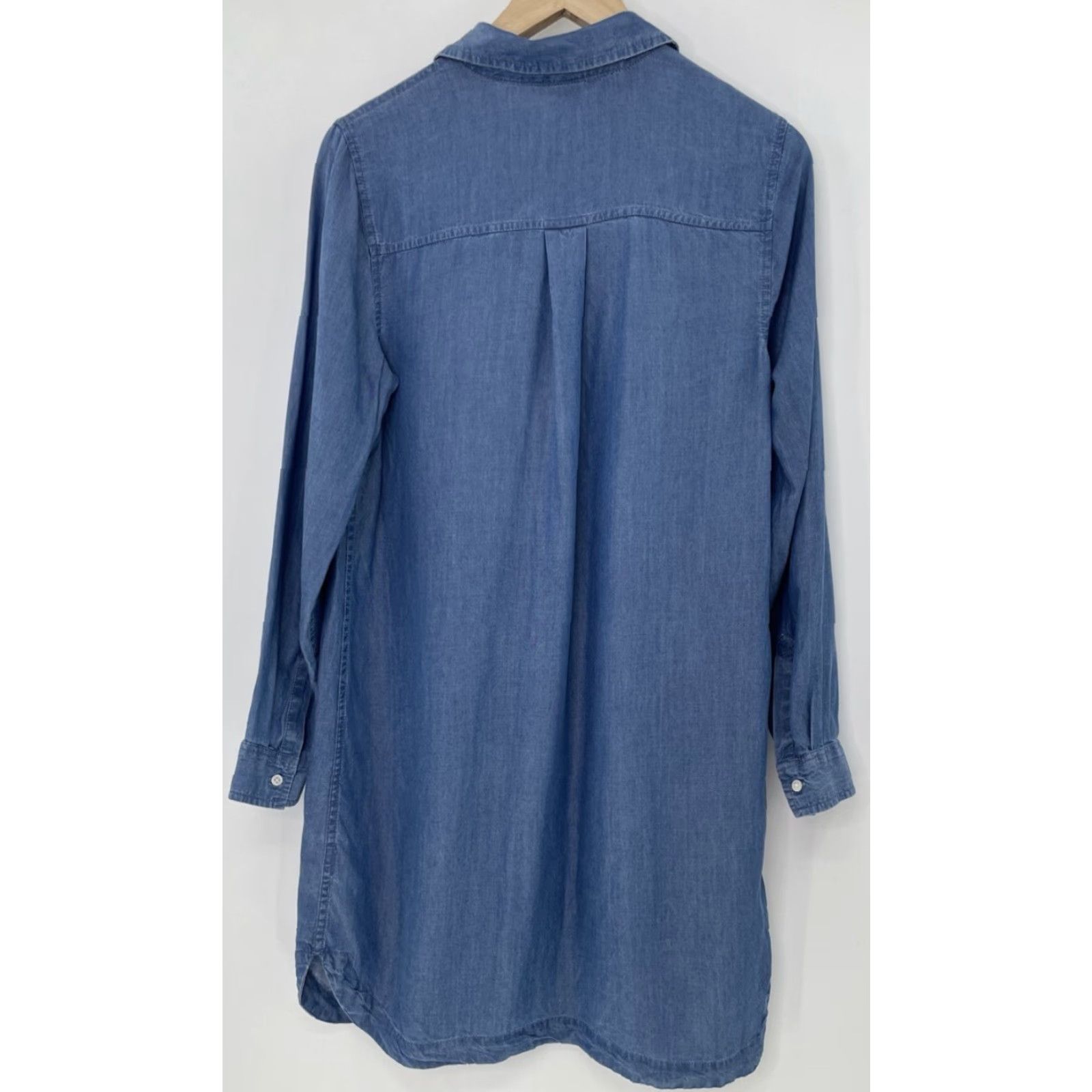 Old Navy Old Navy Chambray Shirt Dress Button Front Blue Long Sleeve S Womens Regular Size 100% Lyocell Casual Vintage No N/A Size S / US 4 / IT 40 - 2 Thumbnail