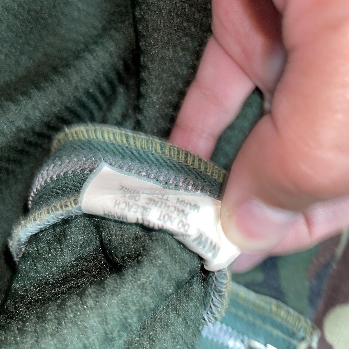Vintage Montgomery Ward Camo Thermal Lined Zip Up Hoodie Size US L / EU 52-54 / 3 - 5 Thumbnail
