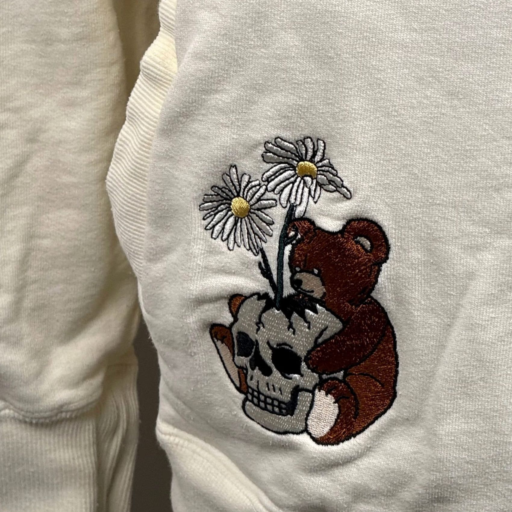 Teddy Fresh Teddy Fresh XL Hoodie Unisex Embroidered Bear Skull Daisies Graphic Print Streetwear Oversized Size US XL / EU 56 / 4 - 5 Thumbnail