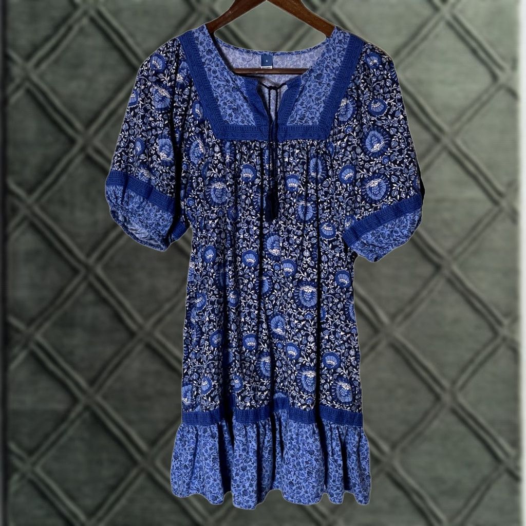 Old Navy Old Navy Blue Mixed Floral Print Tiered Shift Dress Tassel Cottagecore 3/4 Sleeve Knee Length Cotton Rayon Womens Dress Size S / US 4 / IT 40 - 1 Thumbnail