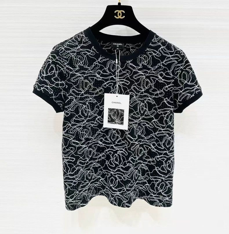 Chanel Chanel 25C black cc logo printed short sleeves Size XS / US 0-2 / IT 36-38 - 1 Thumbnail