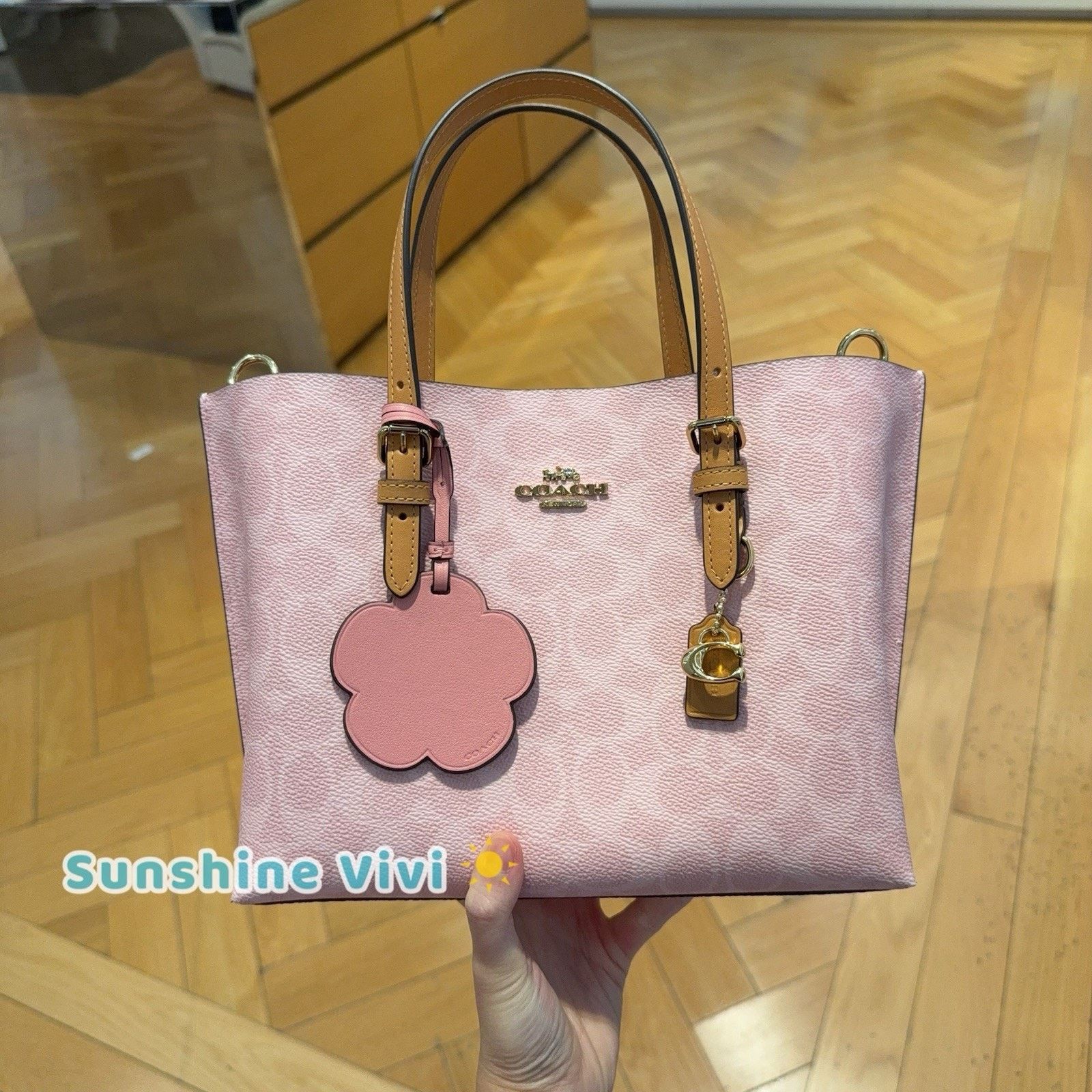 Coach NWT Coach Mollie Tote Bag 25 Charms CER24 Gold/Powder Pink Size ONE SIZE - 5 Thumbnail
