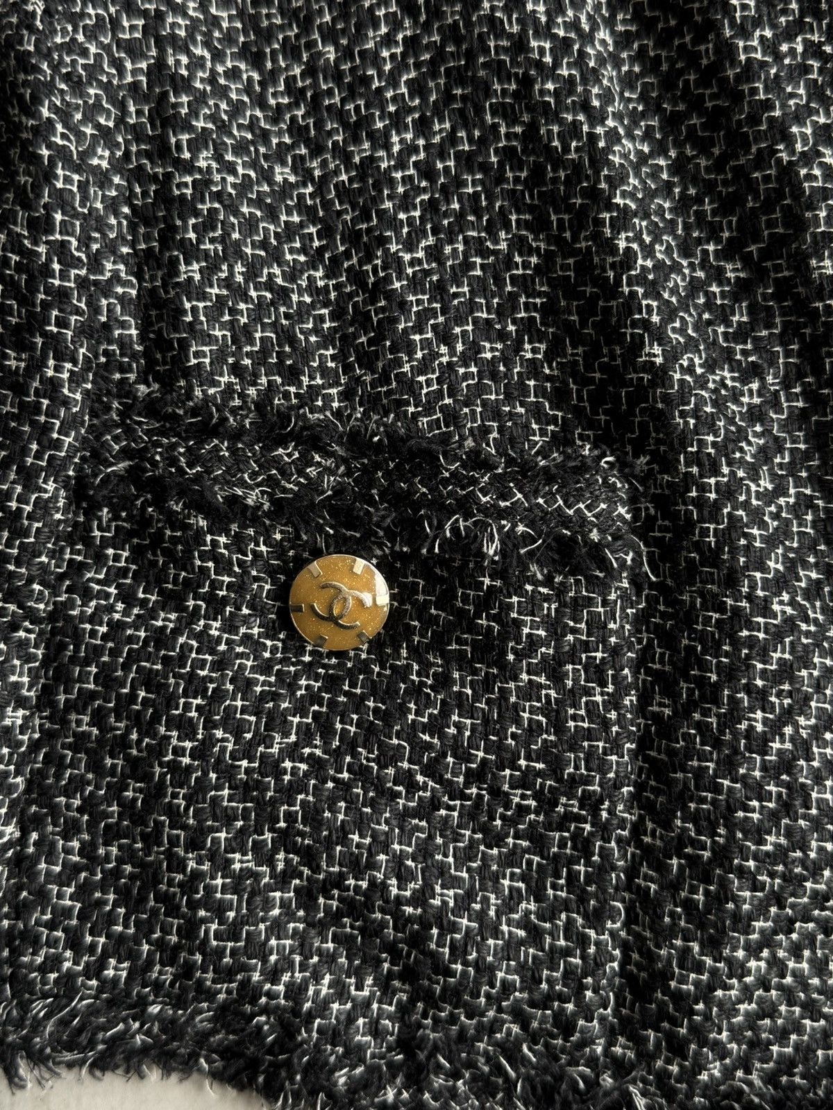 Chanel Chanel - Black Cropped Tweed Jacket Size XS / US 0-2 / IT 36-38 - 6 Thumbnail