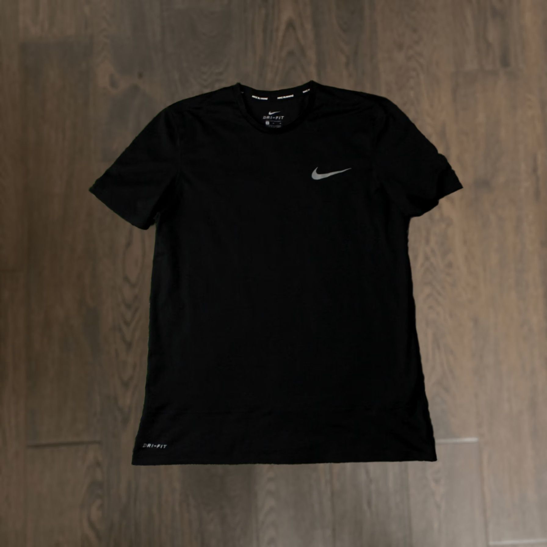 Nike Nike Running Shirt Mens M Black 2017 Dri-Fit T-Shirt Short Sleeve Crew Neck Vintage No Size US M / EU 48-50 / 2 - 1 Thumbnail