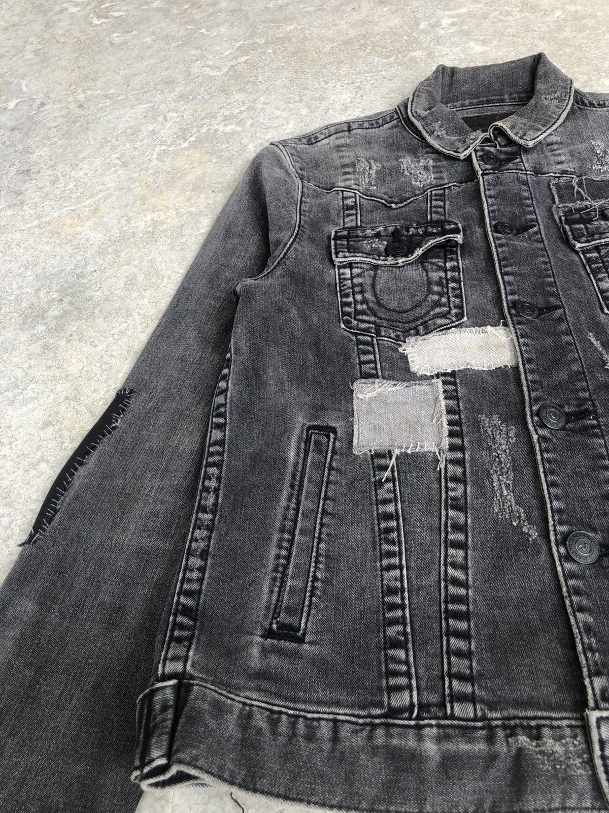 True Religion True Religion Denim Jacket Boro Patchwork Distressed Size US M / EU 48-50 / 2 - 15 Thumbnail