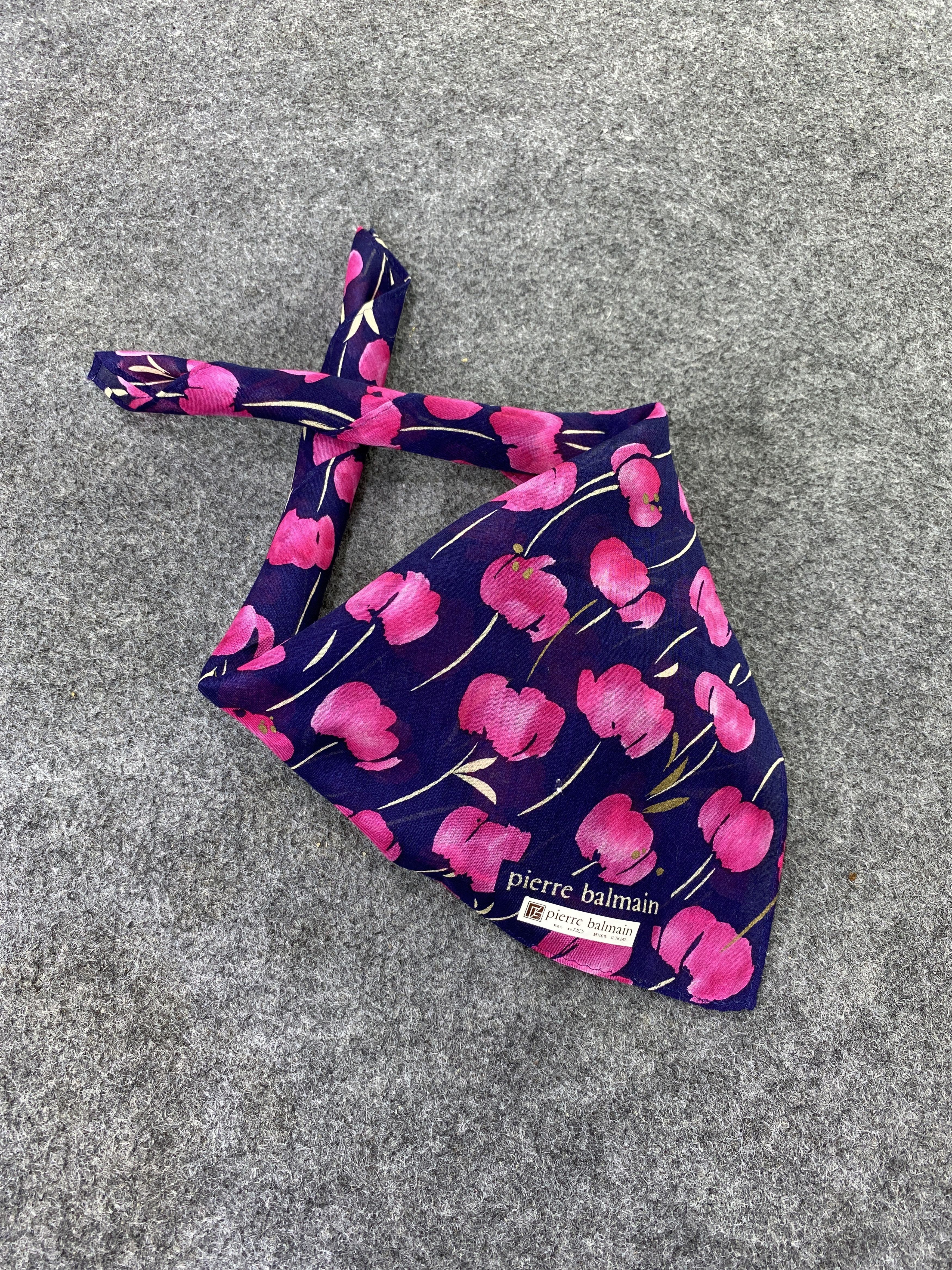 Pierre Balmain Pierre Balmain Handkerchief / Bandana / Neckerchief-B247 Size ONE SIZE - 1 Thumbnail