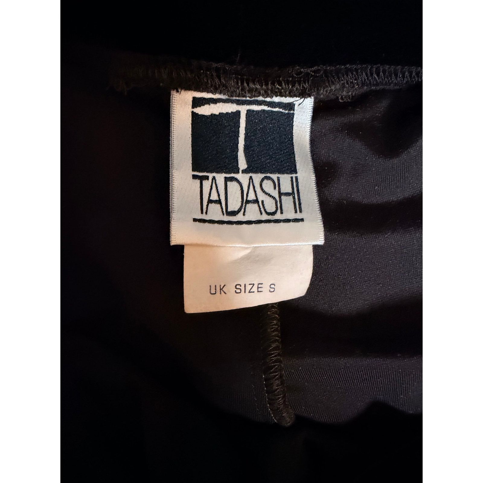 Tadashi Shoji Vintage Tadashi Black Velvet Maxi Skirt Gold Trim Side Slit Size 24" / US 00 / IT 34 - 3 Thumbnail