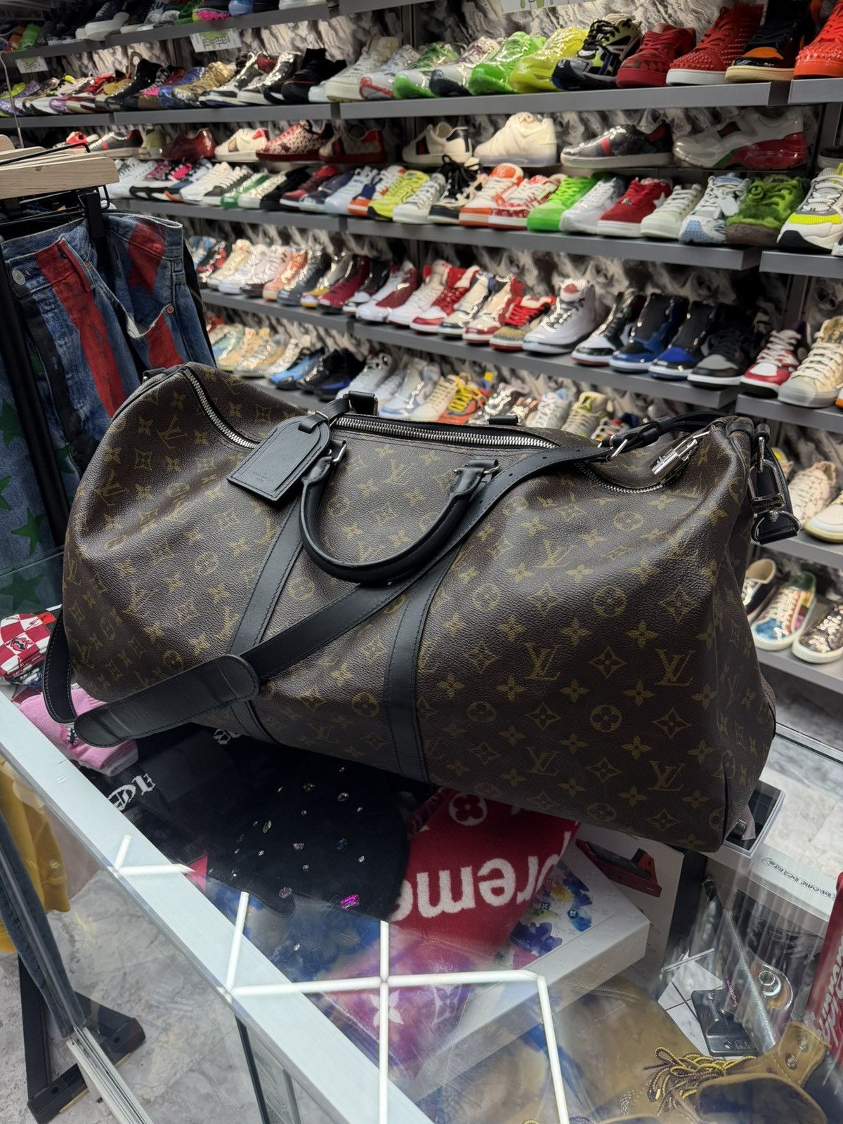 Louis Vuitton Louis Vuitton Keepall Bag Size ONE SIZE - 1 Thumbnail