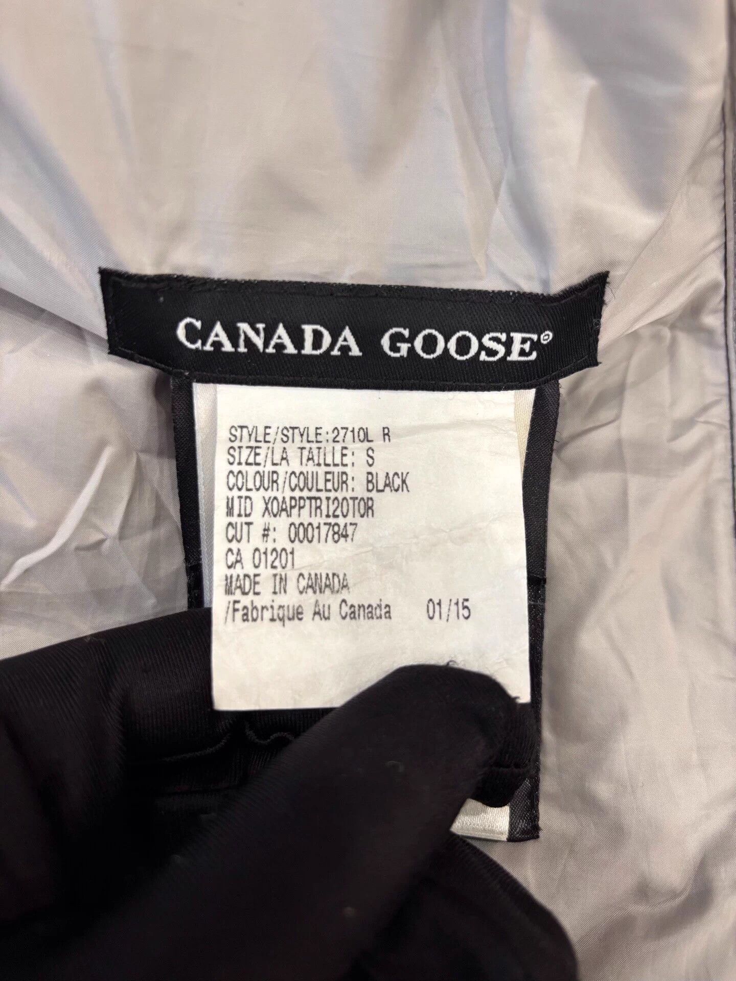Canada Goose Canada Goose HyBridge wmn new black down coat S red label Size S / US 4 / IT 40 - 5 Thumbnail