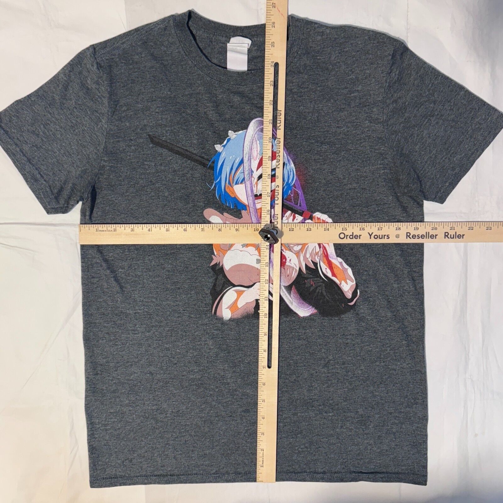 Gildan Re: zero Rem and Blech Ichigo Hollow Anime Manga Tshirt - M Size US M / EU 48-50 / 2 - 3 Thumbnail