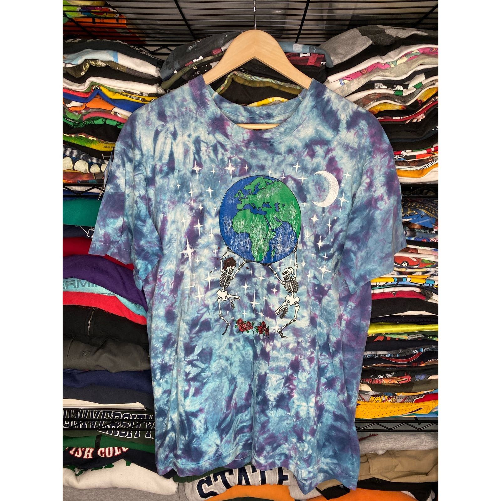image of Fruit Of The Loom Vintage 90's Grateful Dead Peaceful Place Tye Dye T-Shirt in Blue (Size Large)