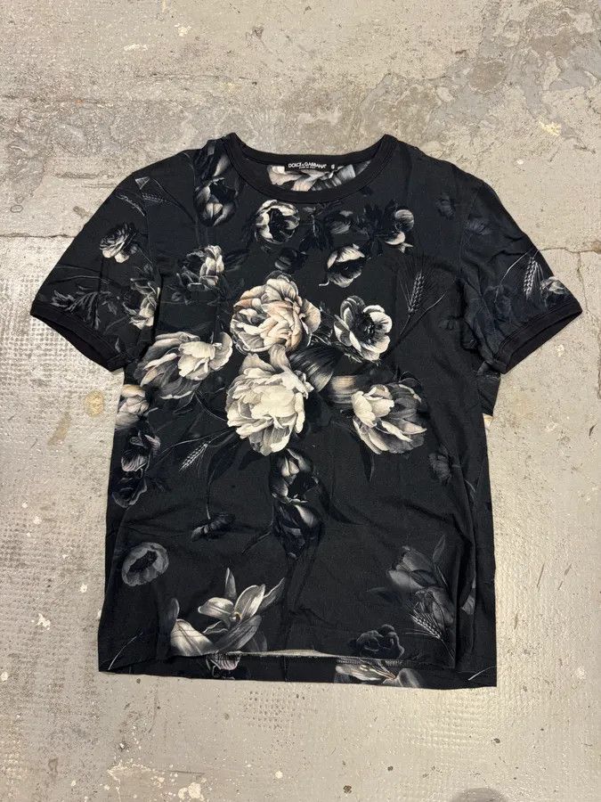 Dolce & Gabbana × Vintage Dolce & Gabbana Flowers Print Grey Tee Size US S / EU 44-46 / 1 - 1 Thumbnail