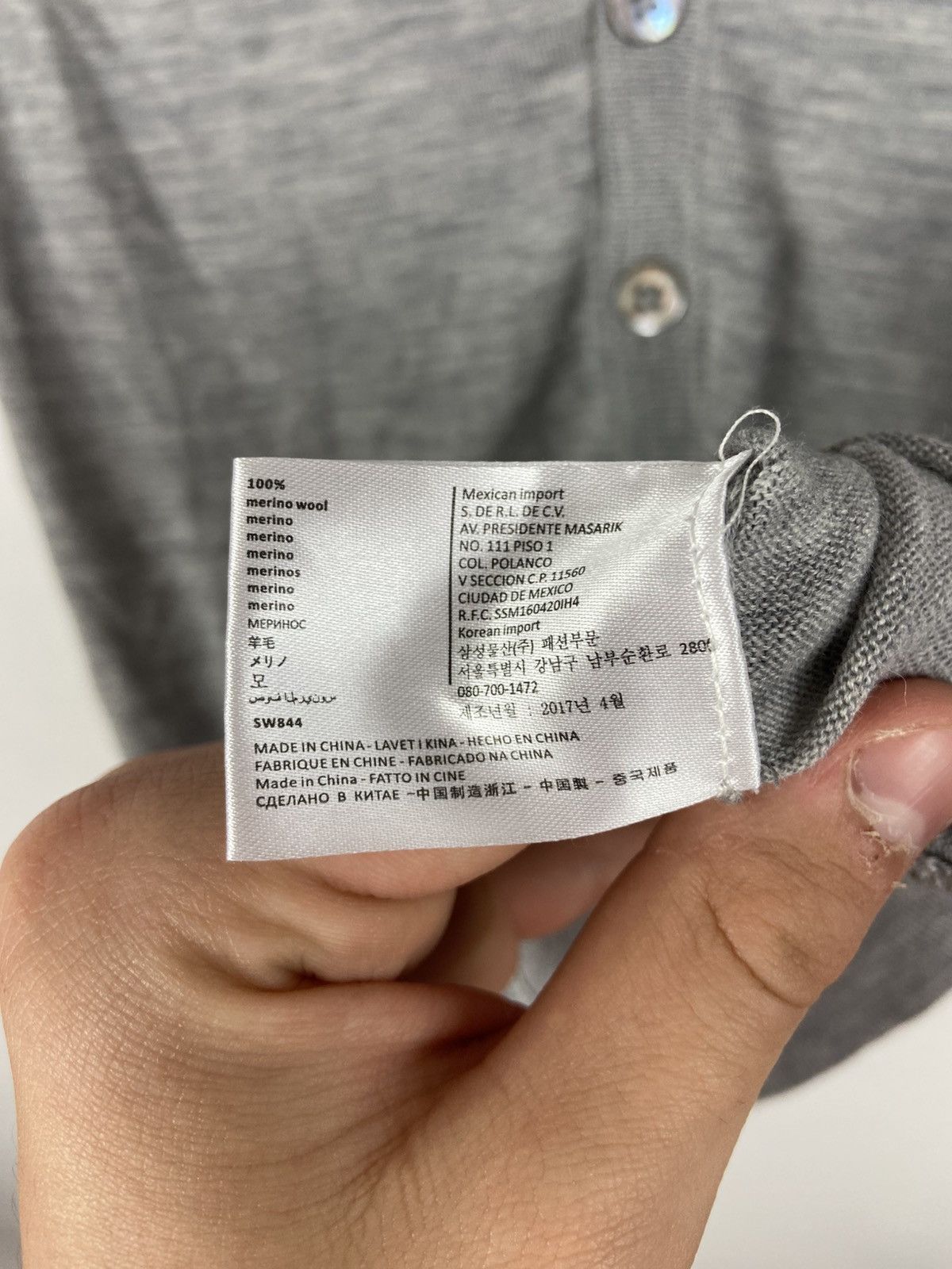 Designer × Suitsupply Suitsupply Gray Button Wool Vest Mens Size US S / EU 44-46 / 1 - 13 Thumbnail