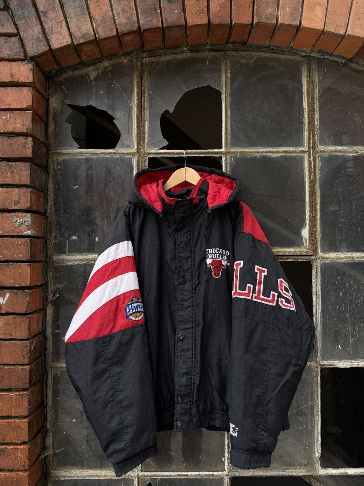 Starter 90’s Starter Chocago Bull Jacket nba usa streetwear vintage Size US XL / EU 56 / 4 - 1 Thumbnail