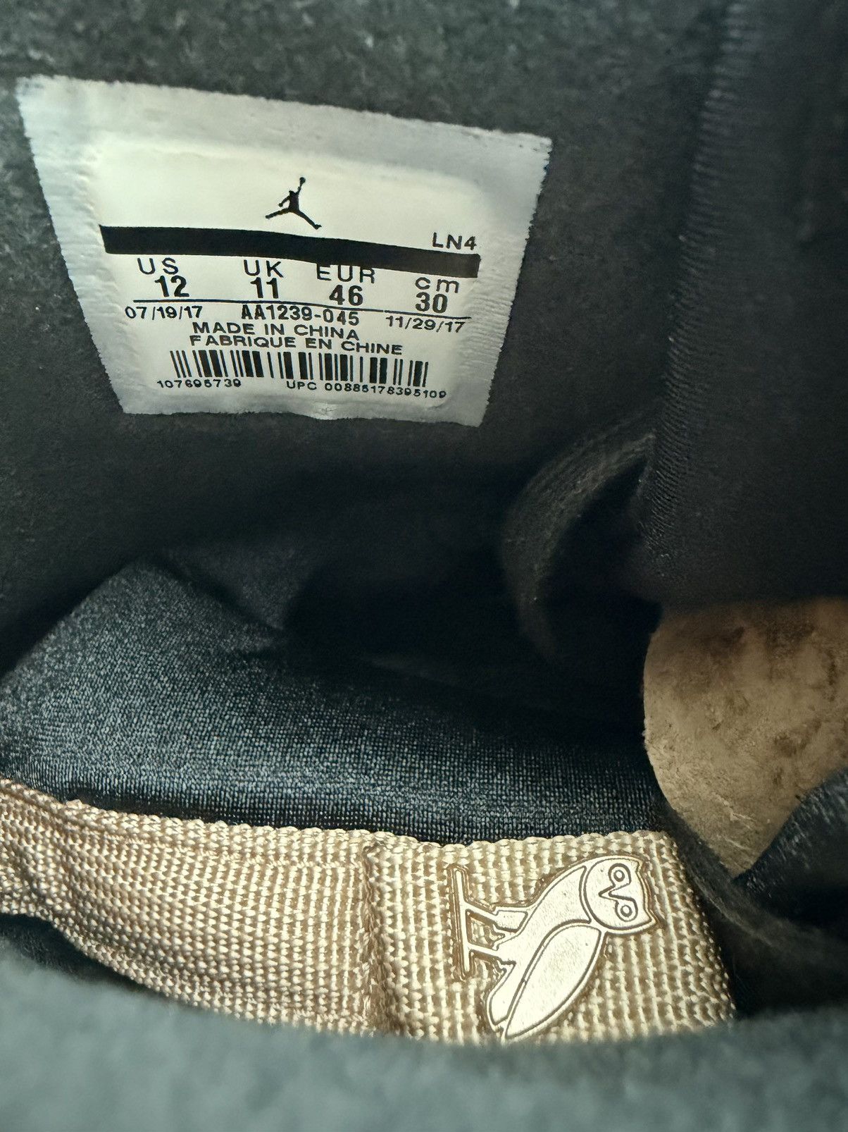 Jordan Brand × October's Very Own 2018 OVO Air Jordan VIII (8) Size US 12 / EU 45 - 7 Thumbnail