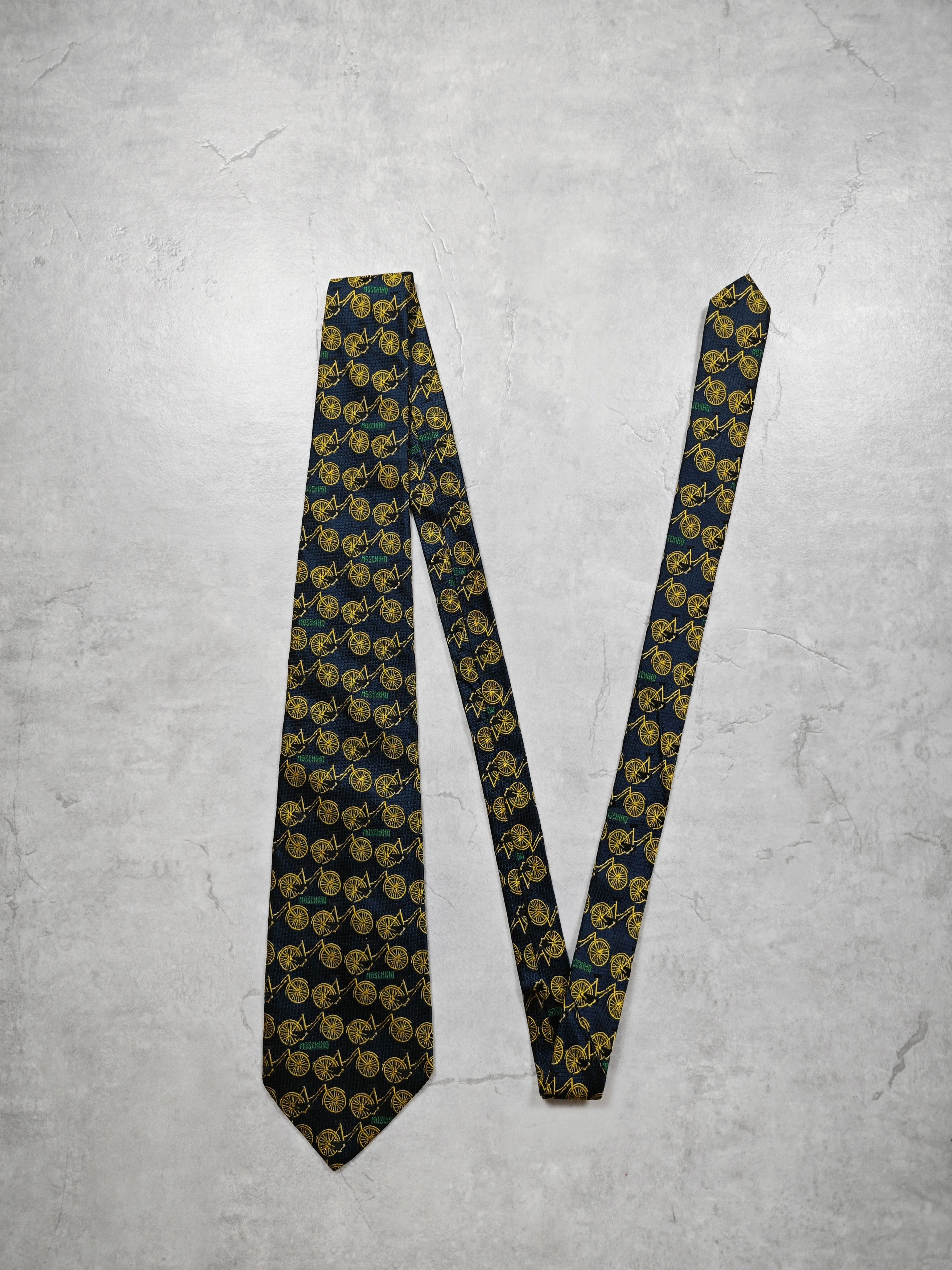 Moschino Moschino Vintage Silk Tie Size ONE SIZE - 1 Thumbnail