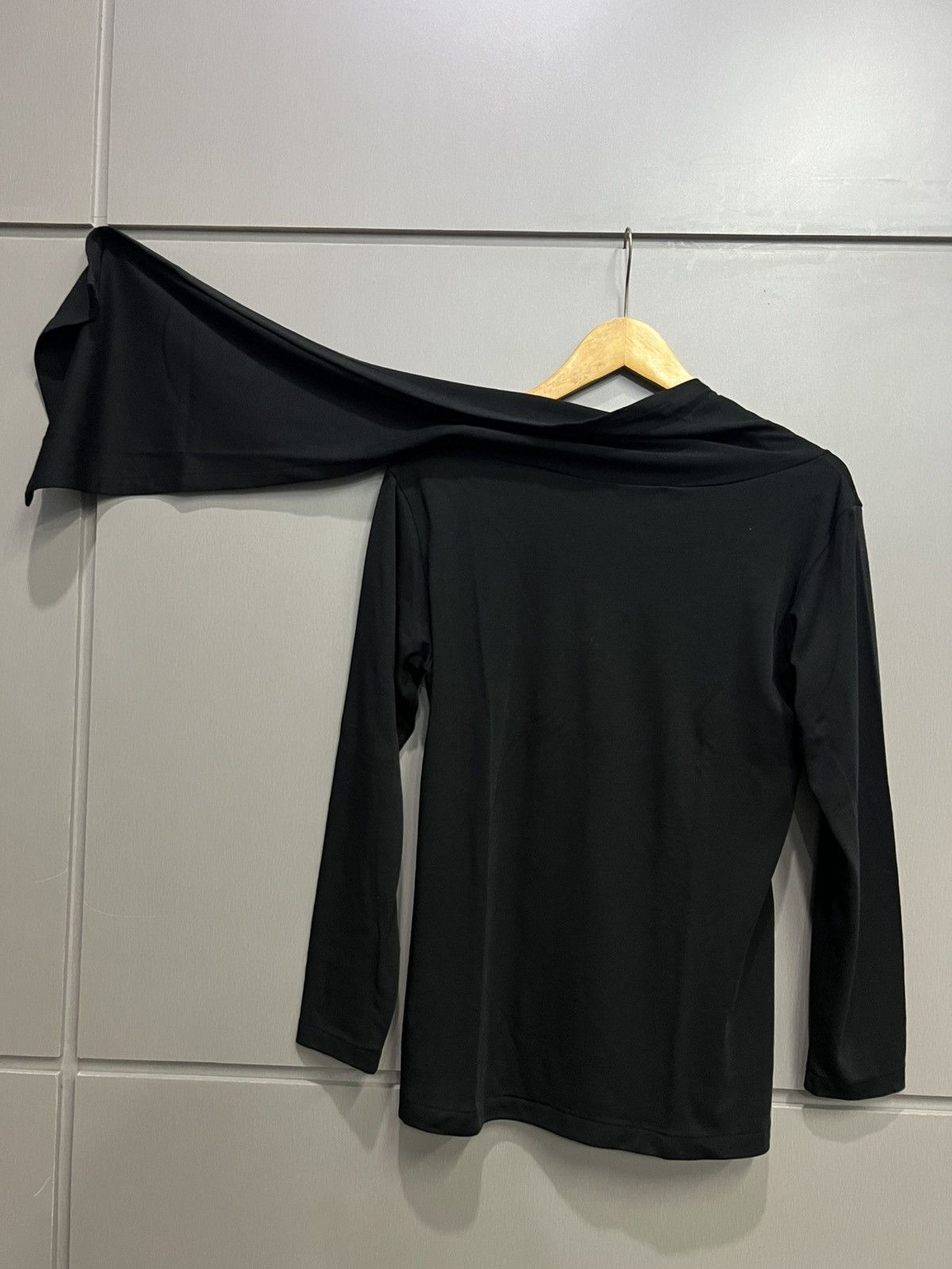 Yohji Yamamoto Yohji Yamamoto Y’s Triacetate Asymmetric Longsleeve Scarf Size US M / EU 48-50 / 2 - 2 Thumbnail