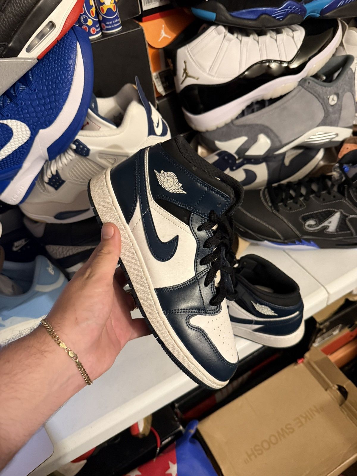 Jordan Brand Jordan retro 1 mid navy size 6y Size US 6 / EU 39 - 1 Thumbnail
