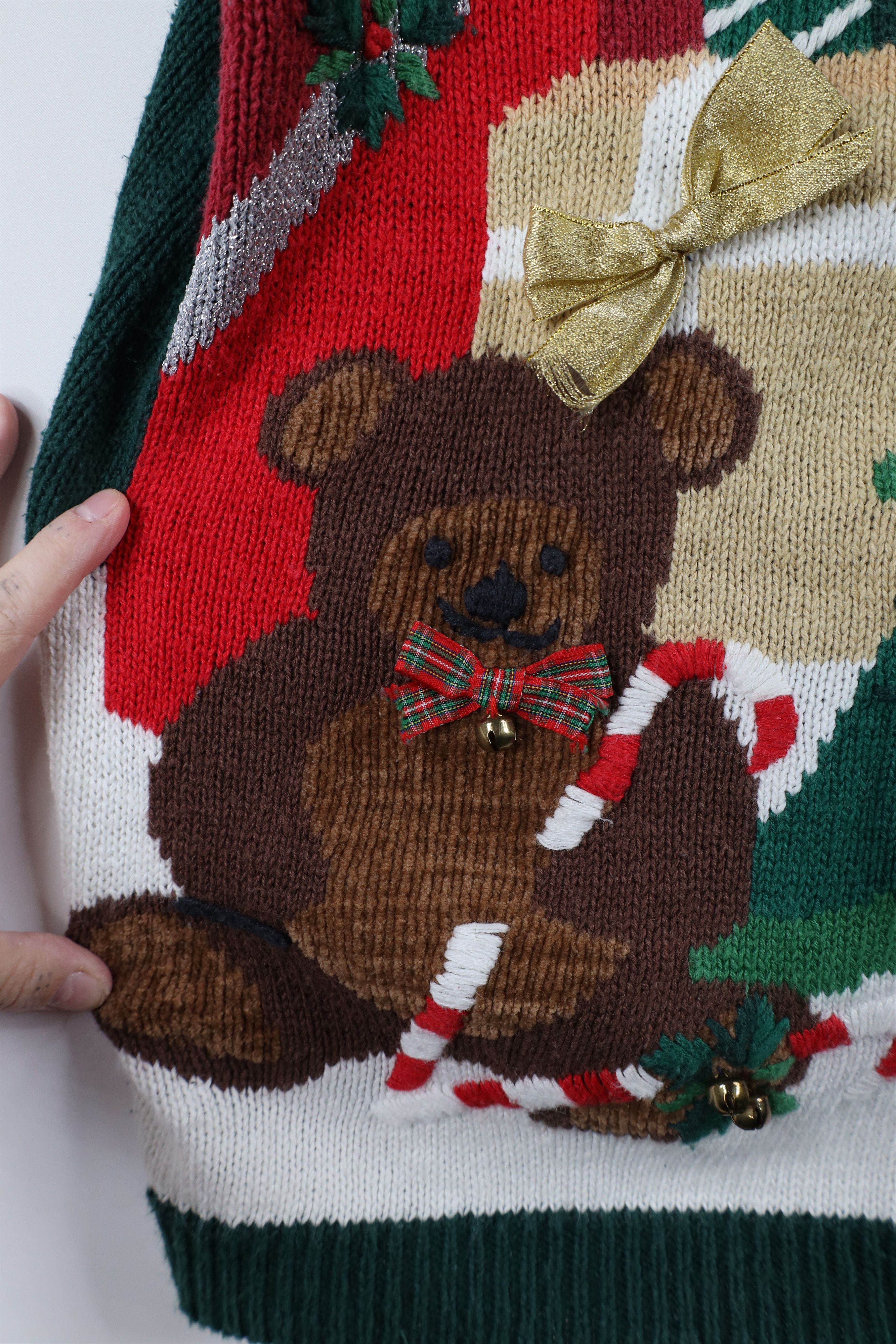 Vintage Vintage 90s Streetwear Knit Christmas Bear Cardigan Sweater Size L / US 10 / IT 46 - 4 Thumbnail